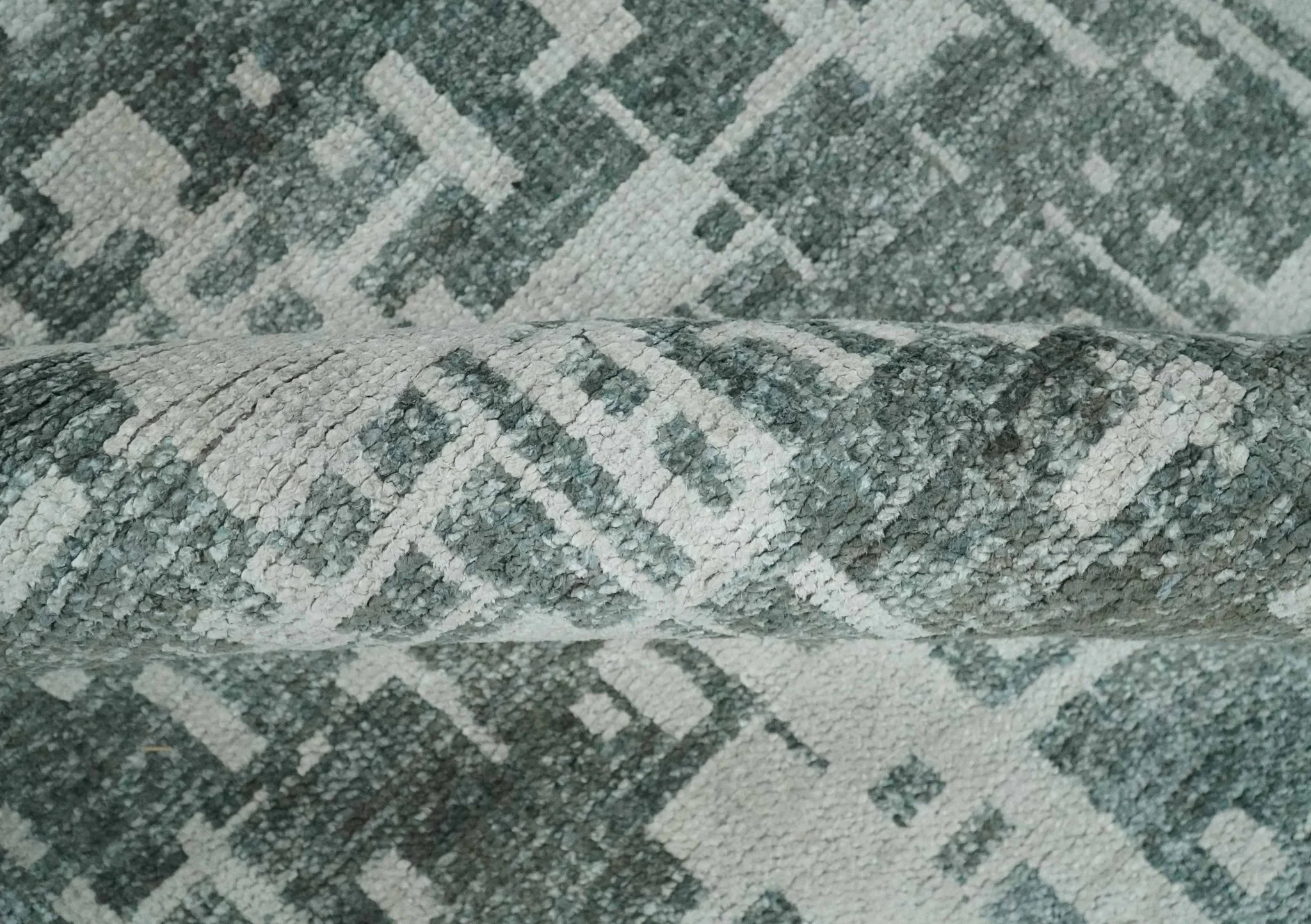 Hand Knotted Silver and Gray 5x8 Modern Abstract Contemporary Recycled Silk Area Rug - Image 6