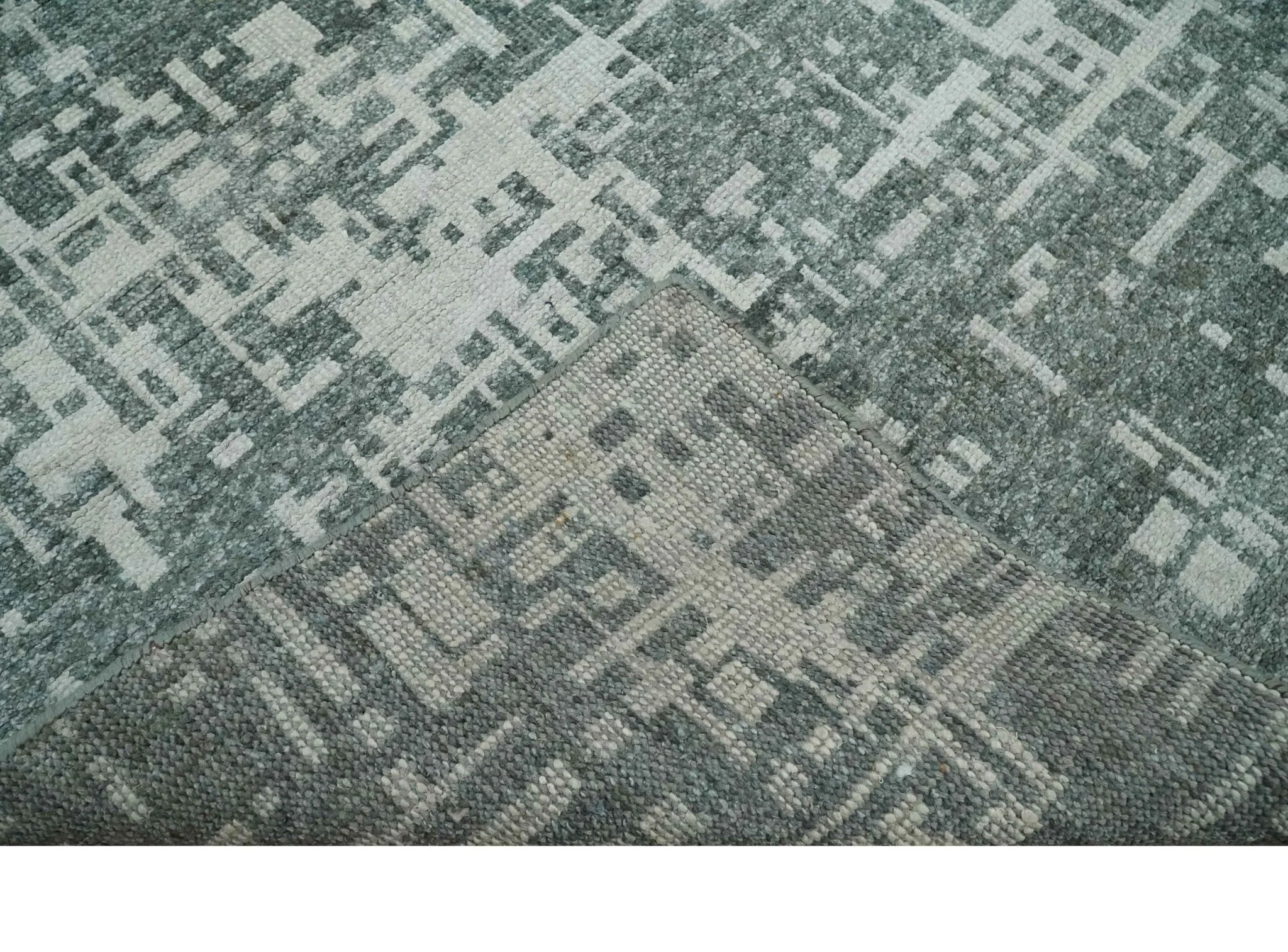 Hand Knotted Silver and Gray 5x8 Modern Abstract Contemporary Recycled Silk Area Rug - Image 7