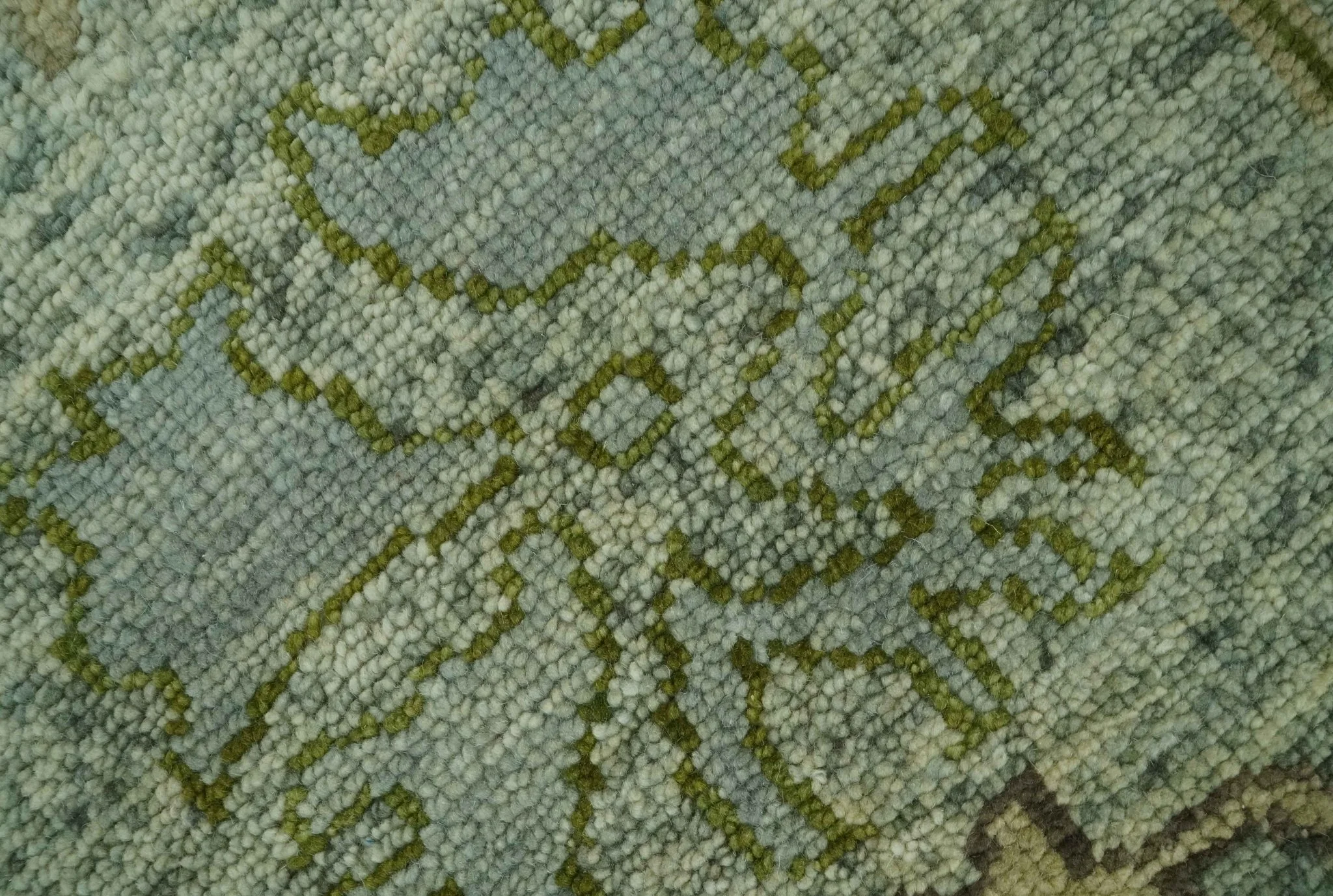 8x10 Silver and Green Hand Knotted Traditional Oushak wool area rug - Image 4