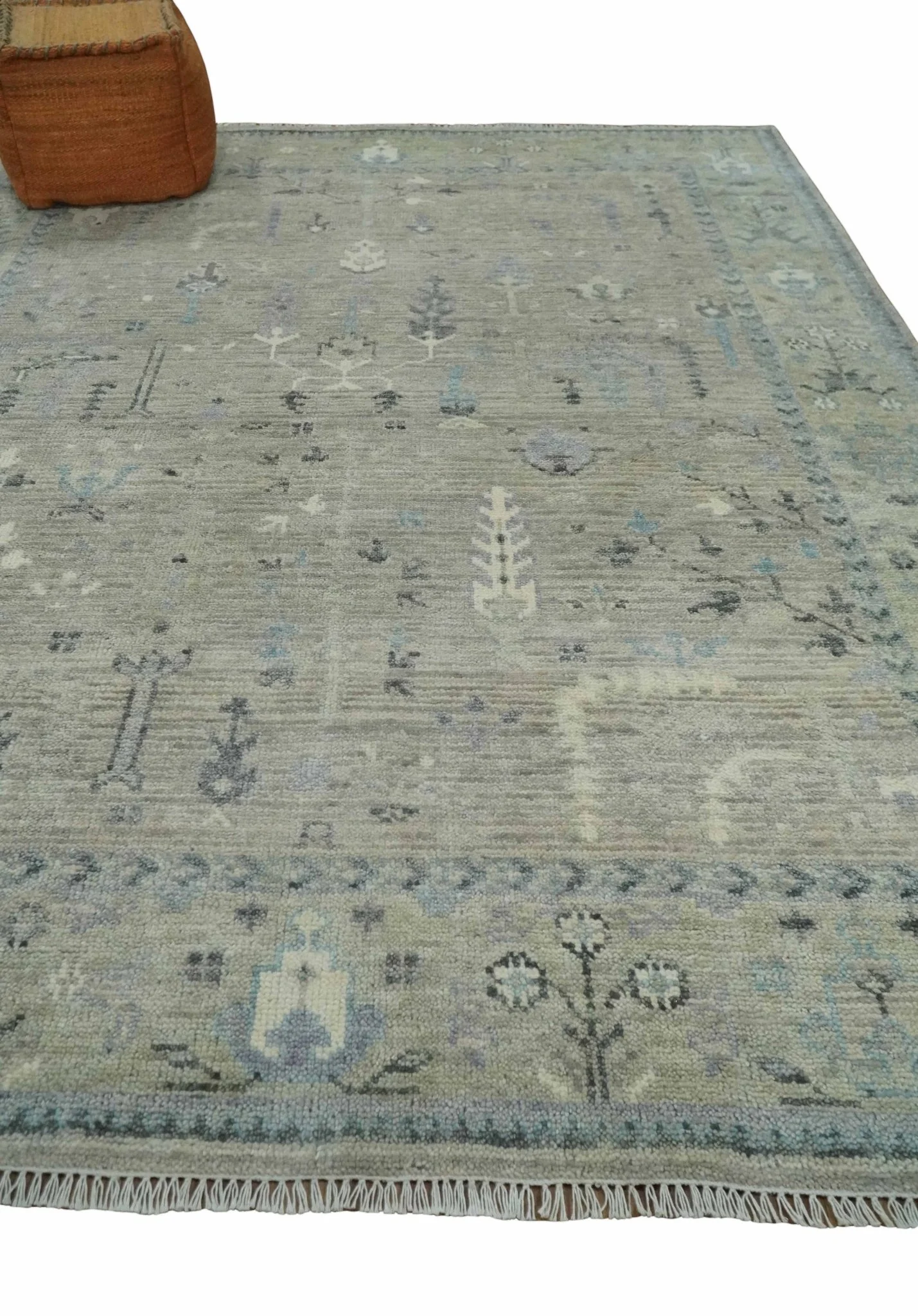 Silver and Olive 8x10 Antique Hand Knotted Turkish Design Area Rug - Image 3