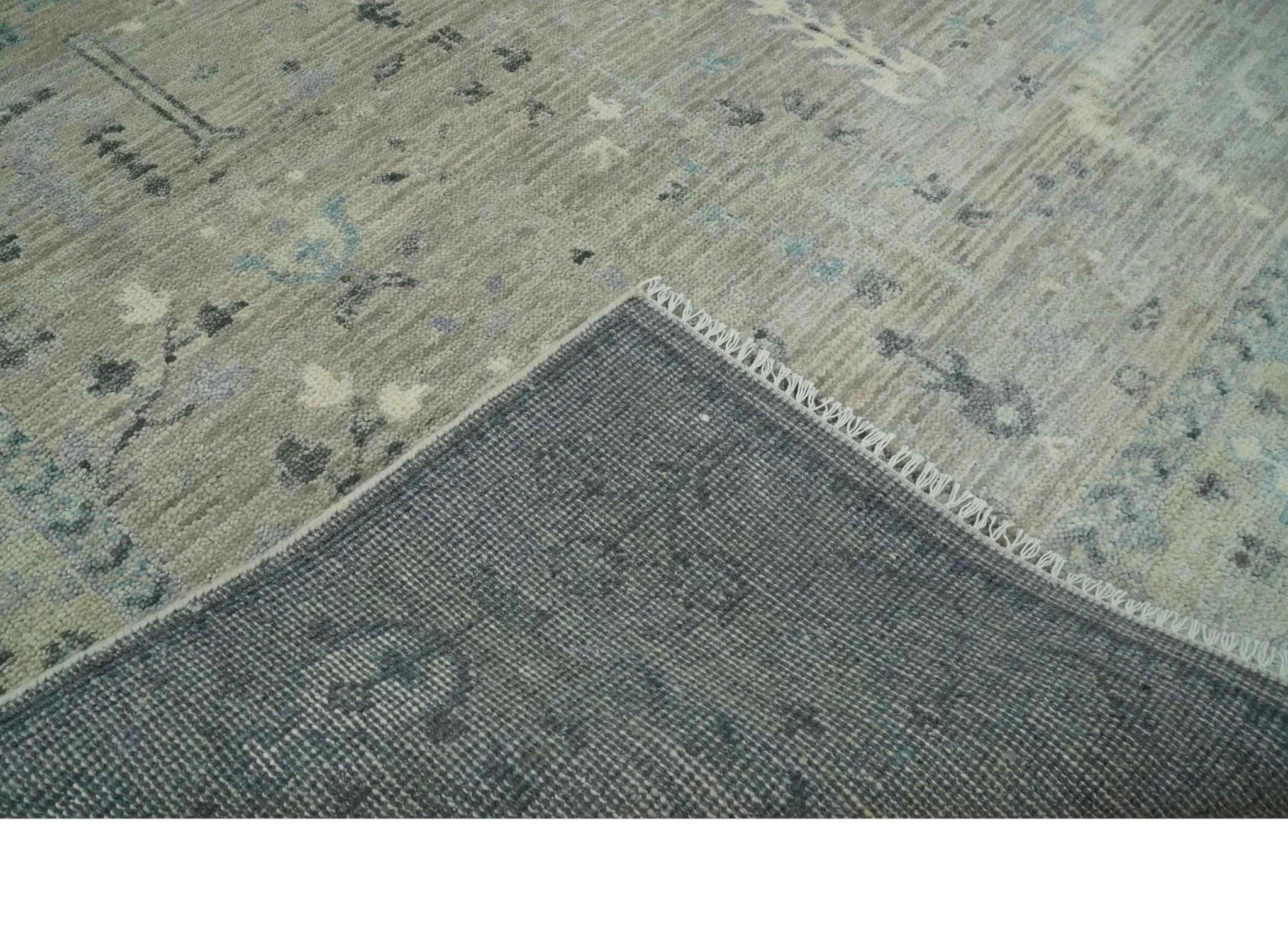 Silver and Olive 8x10 Antique Hand Knotted Turkish Design Area Rug - Image 8