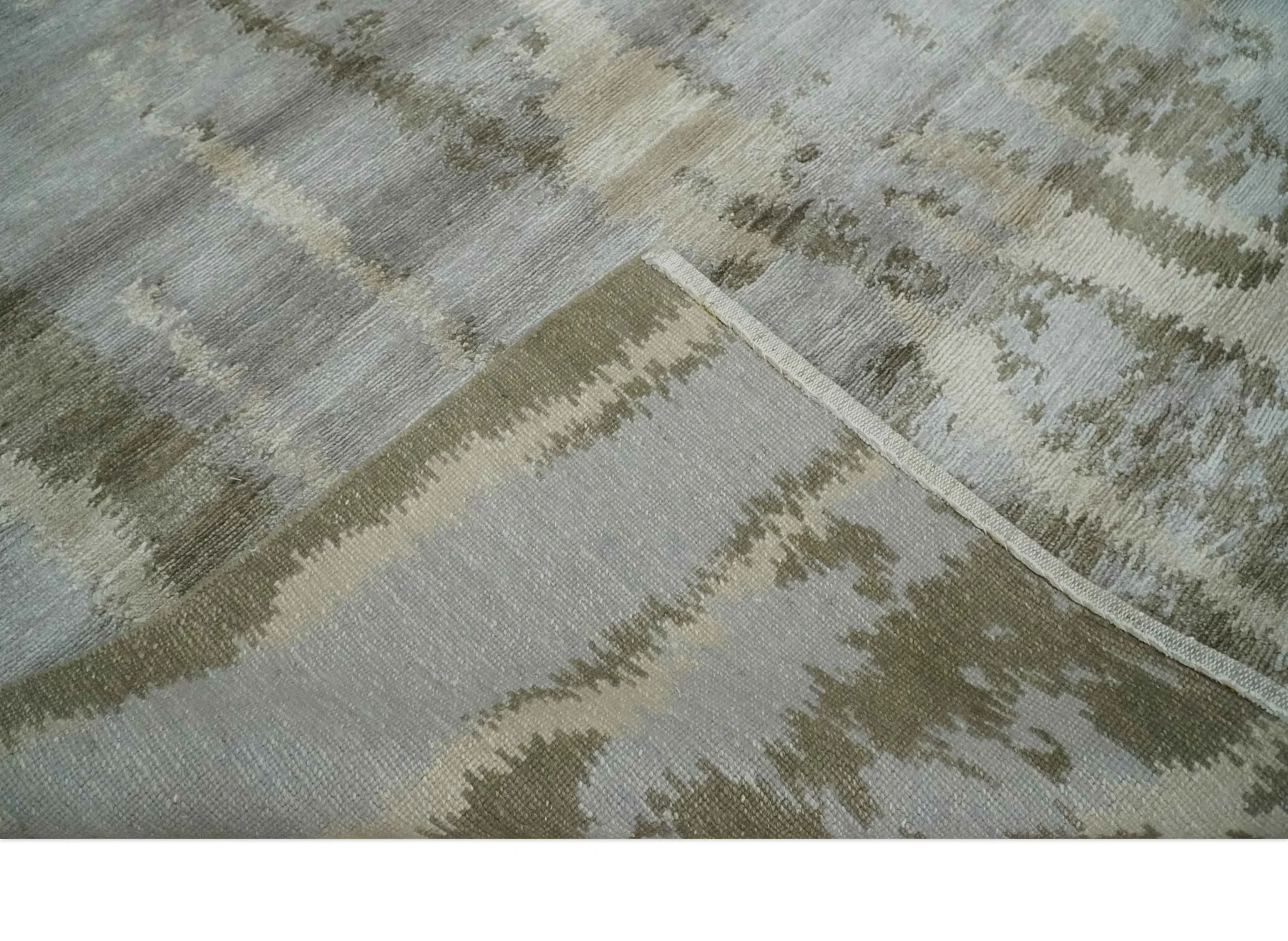 Silver, Beige and Gray Modern Abstract Hand knotted 6x9 Bamboo Silk Area Rug - Image 8