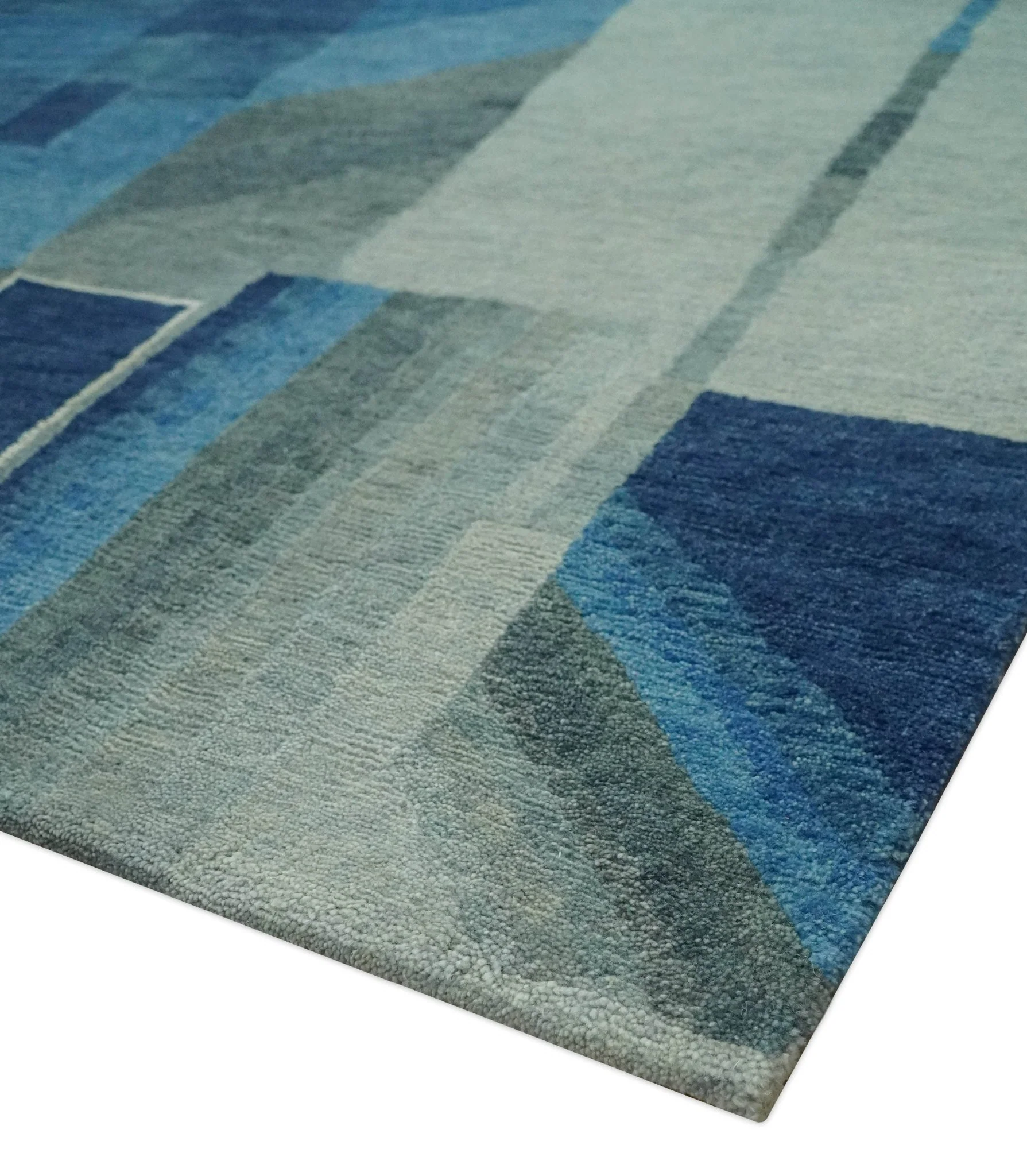 Modern Geometrical Silver, Blue, and Charcoal Hand Knotted 6x9 Wool and Art Silk Area Rug - Image 5