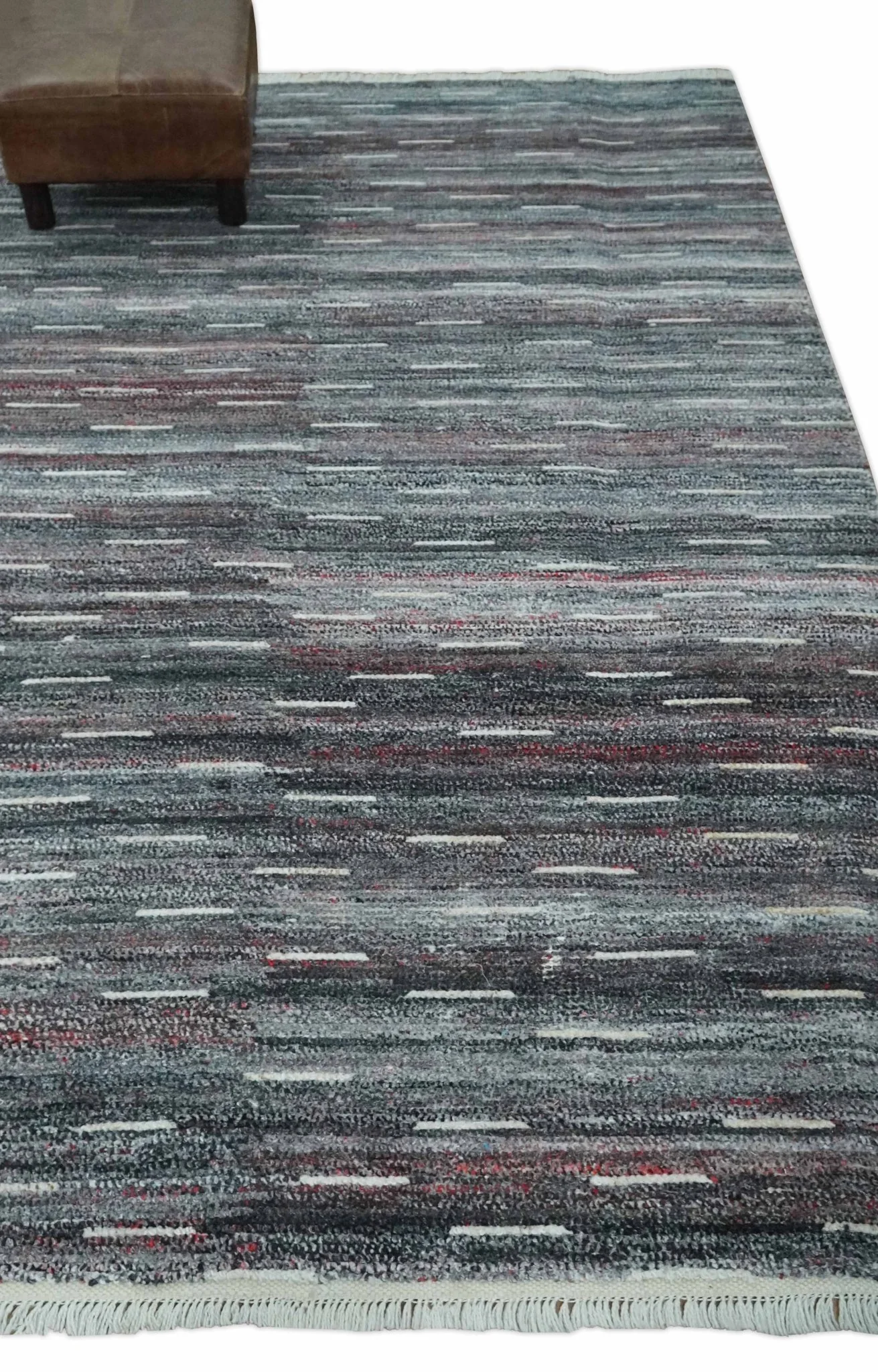 Silver, Gray, Charcoal, and Maroon Modern Abstract Dari 5x8 Pet yarn Area Rug - Image 4