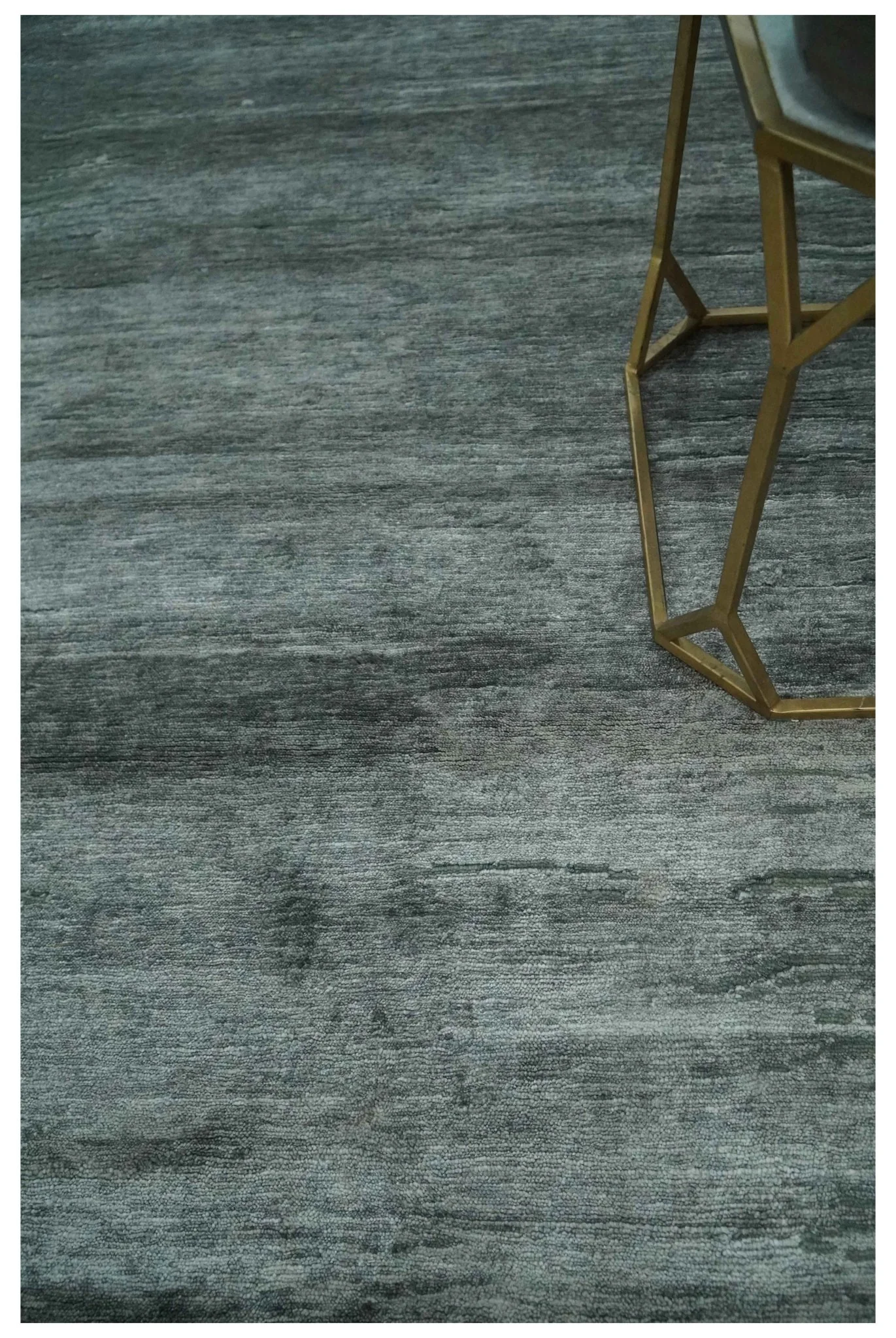 Modern Abstract Silver, Green and Charcoal Hand loom 6x9 wool and Bamboo Silk Area Rug - Image 3