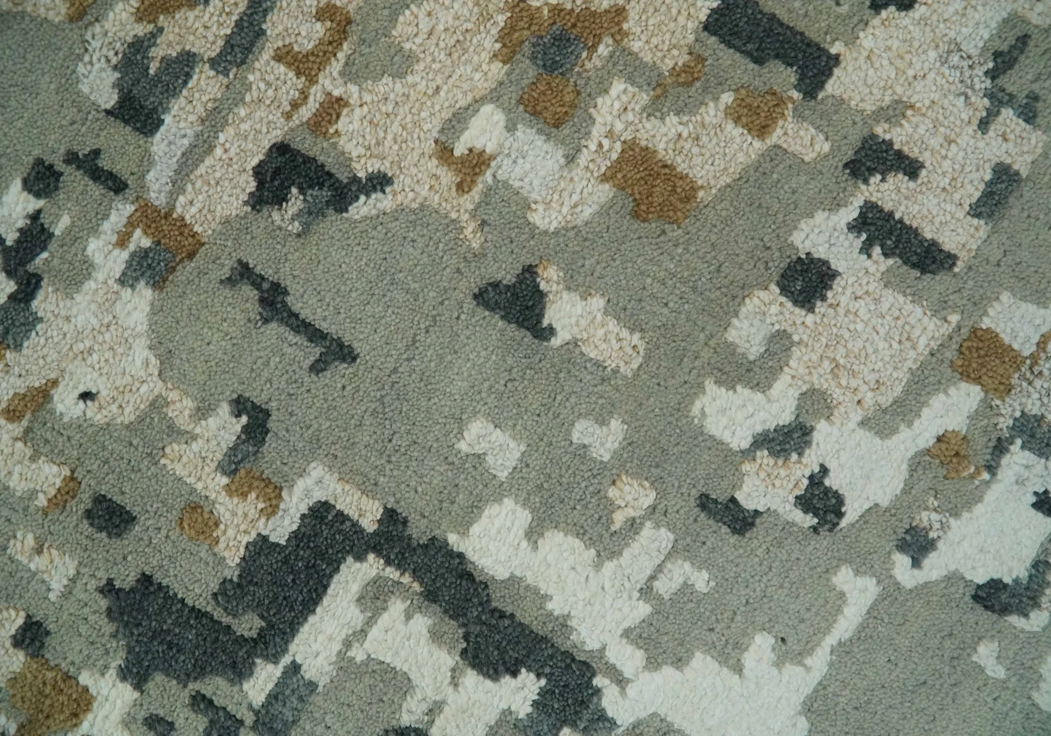 Modern Abstract Silver, Ivory, Charcoal and Olive Hand Knotted 5.6x8 wool Area Rug - Image 4