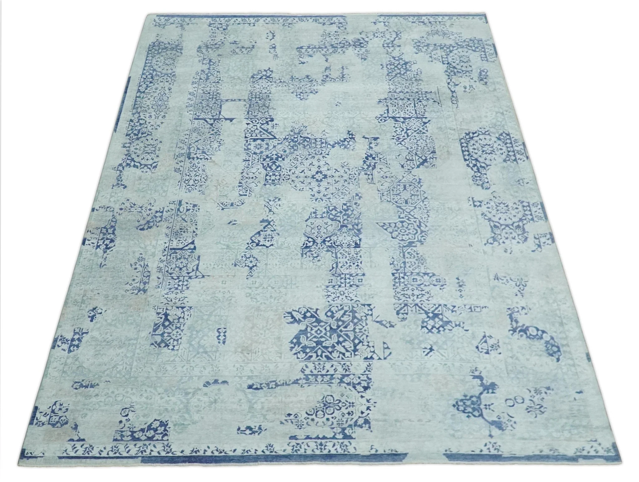 Fine Antique Design Silver, Light Teal and Blue transitional Hand Knotted 8x10 wool and Art Silk area Rug - Image 10