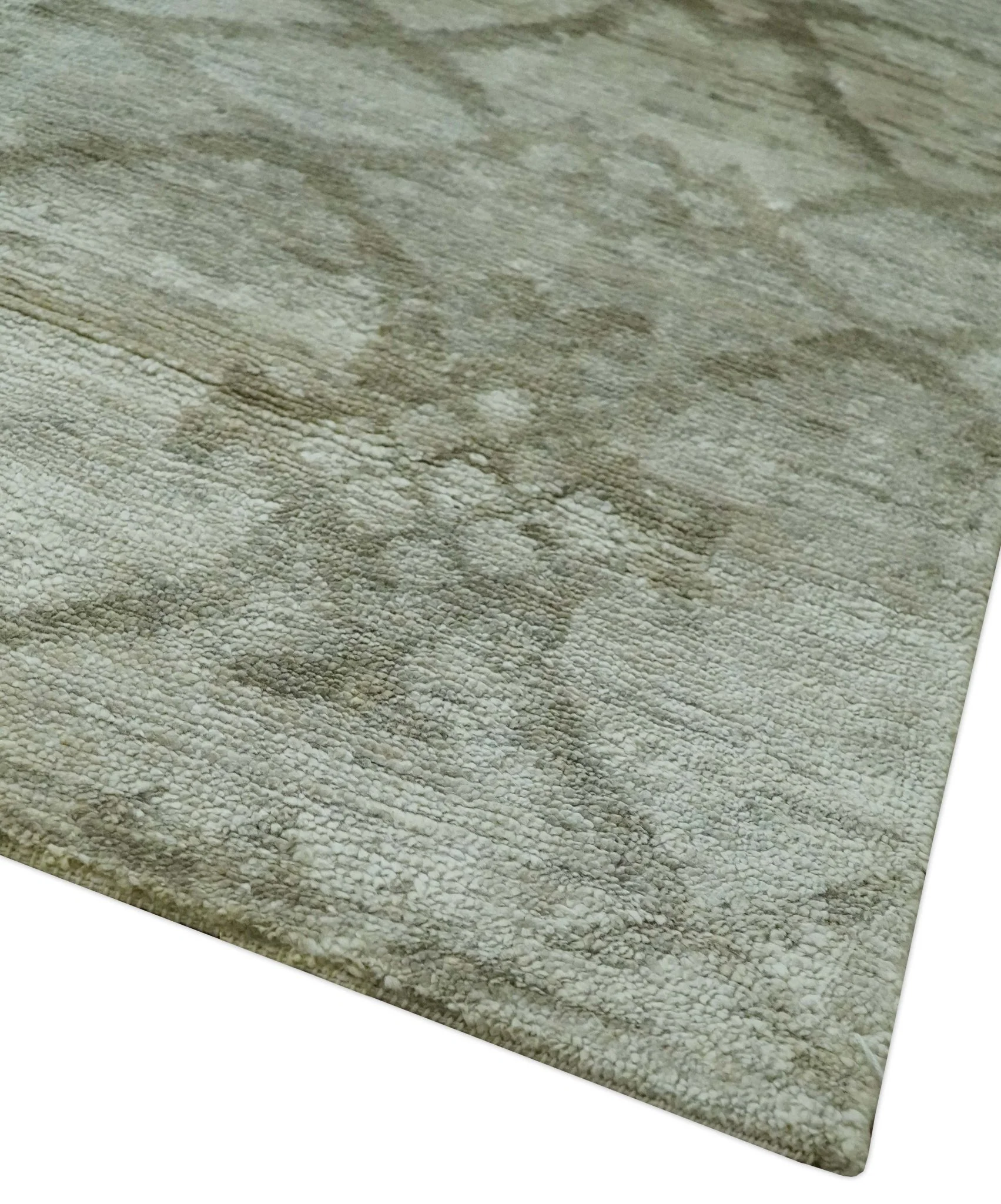 Silver, Olive and Gray Traditional Ikat Design 6x9 Hand loom Bamboo Silk Area Rug - Image 6