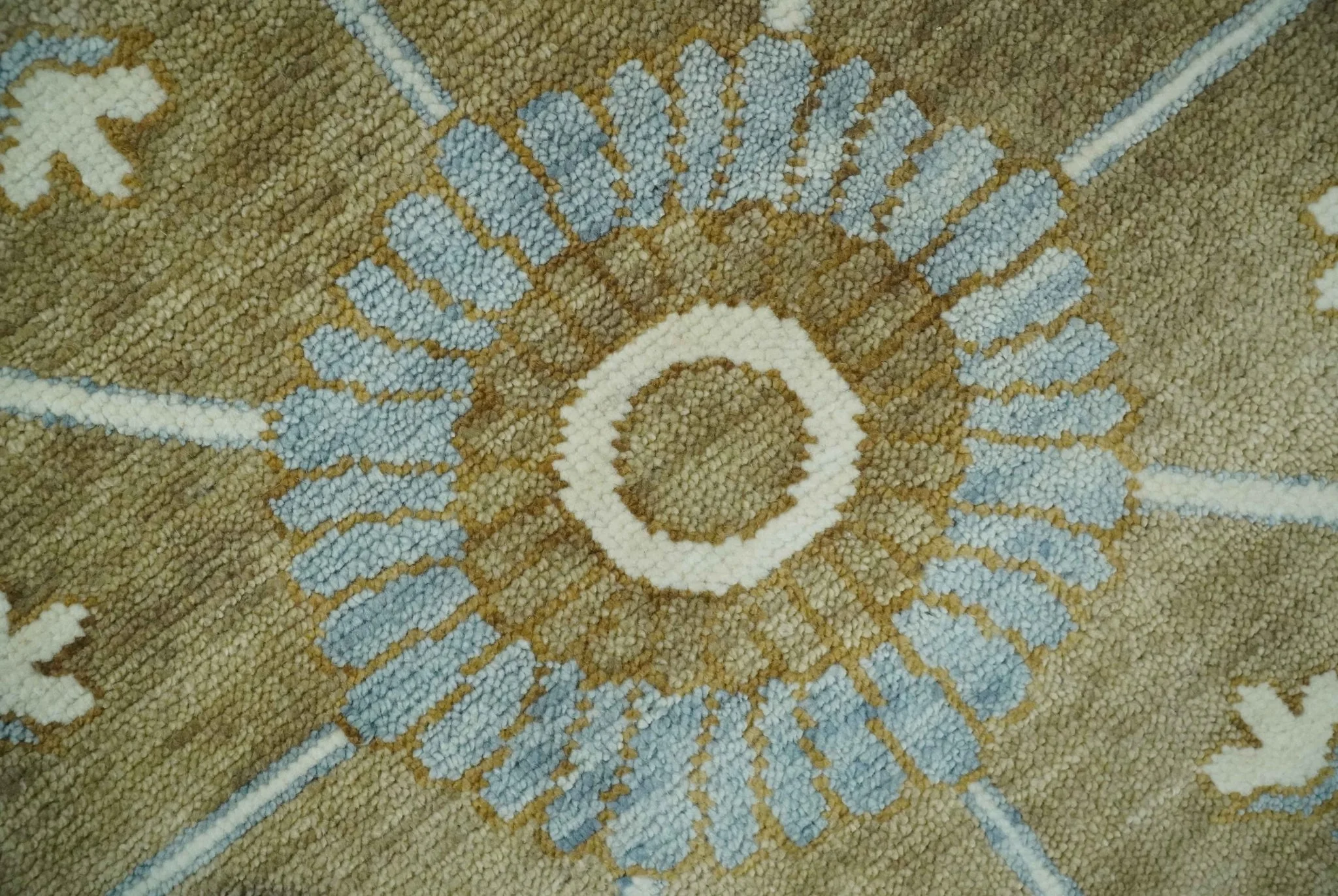 Silver, Olive and Ivory Traditional Medallion Large Floral Design Hand knotted 9x12 wool Rug - Image 4