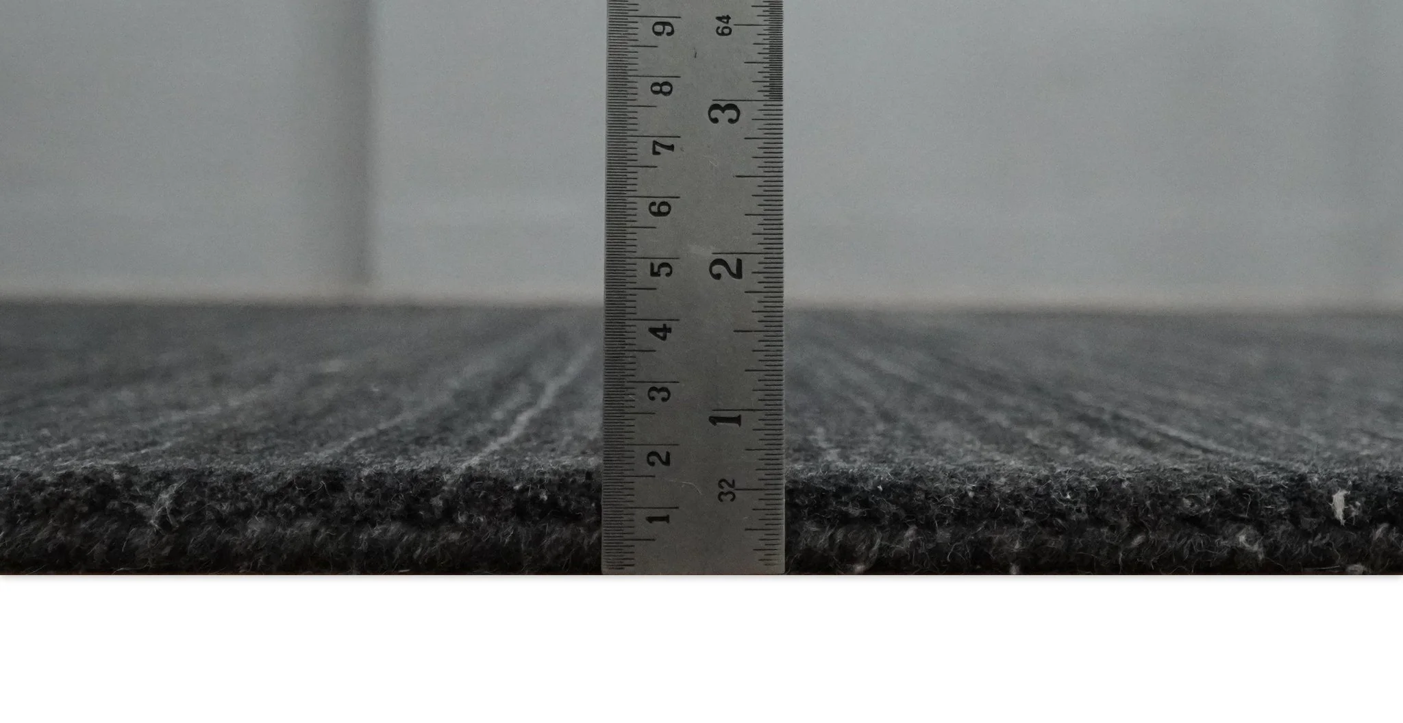 Solid Charcoal Black Scandinavian 5x7 Blended Wool Flatwoven Area Rug | HL13 - Image 4