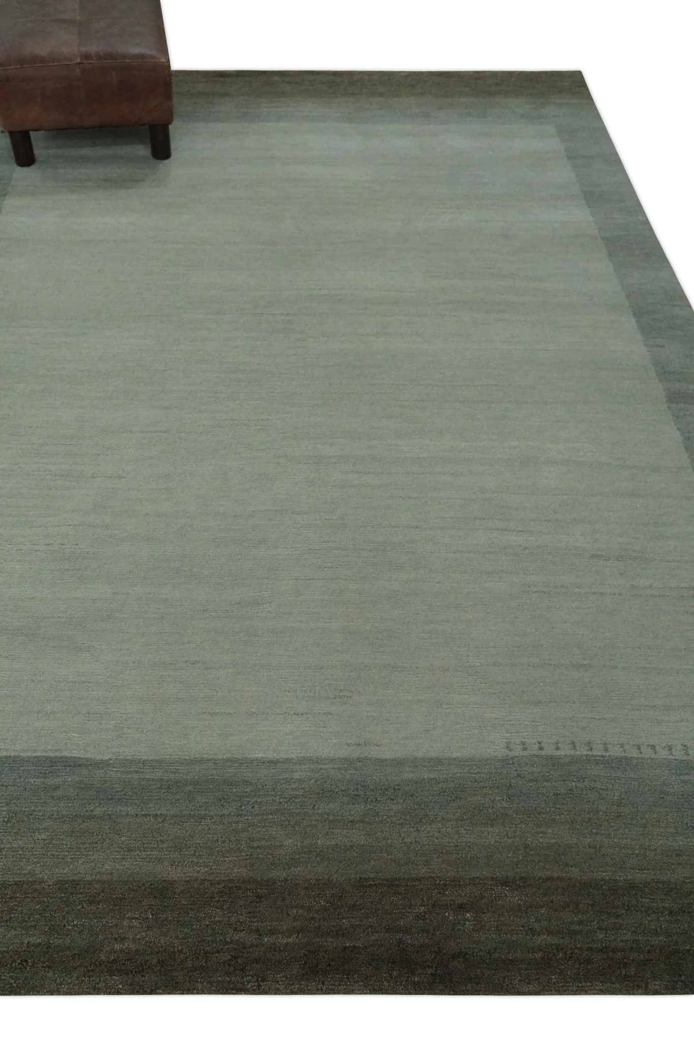 Solid Plain Ivory and Charcoal 5.6x8 wool and Art Silk Area Rug - Image 4