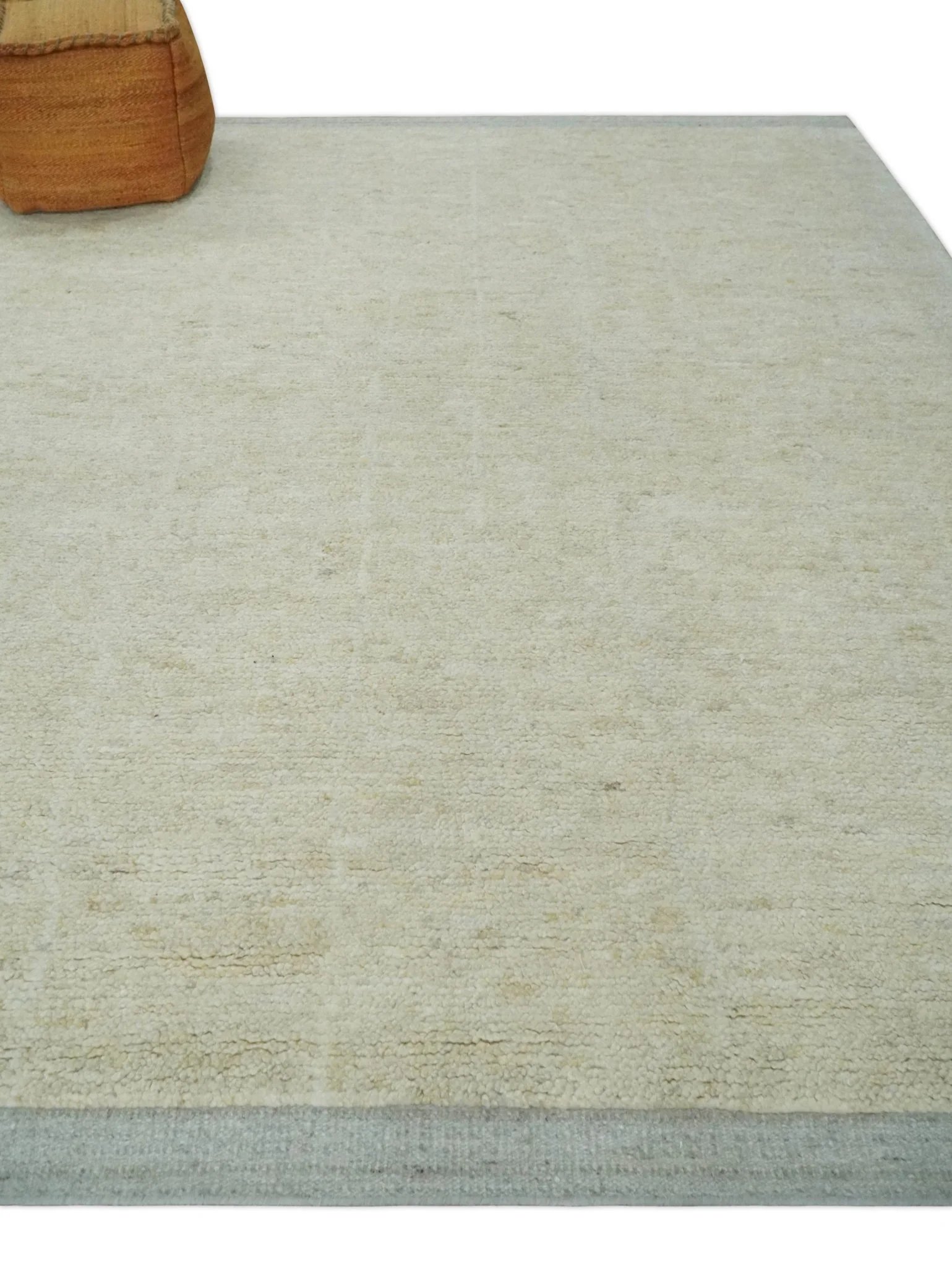 Solid plane Beige Hand Knotted 8.7x9.8 Wool Area Rug - Image 3