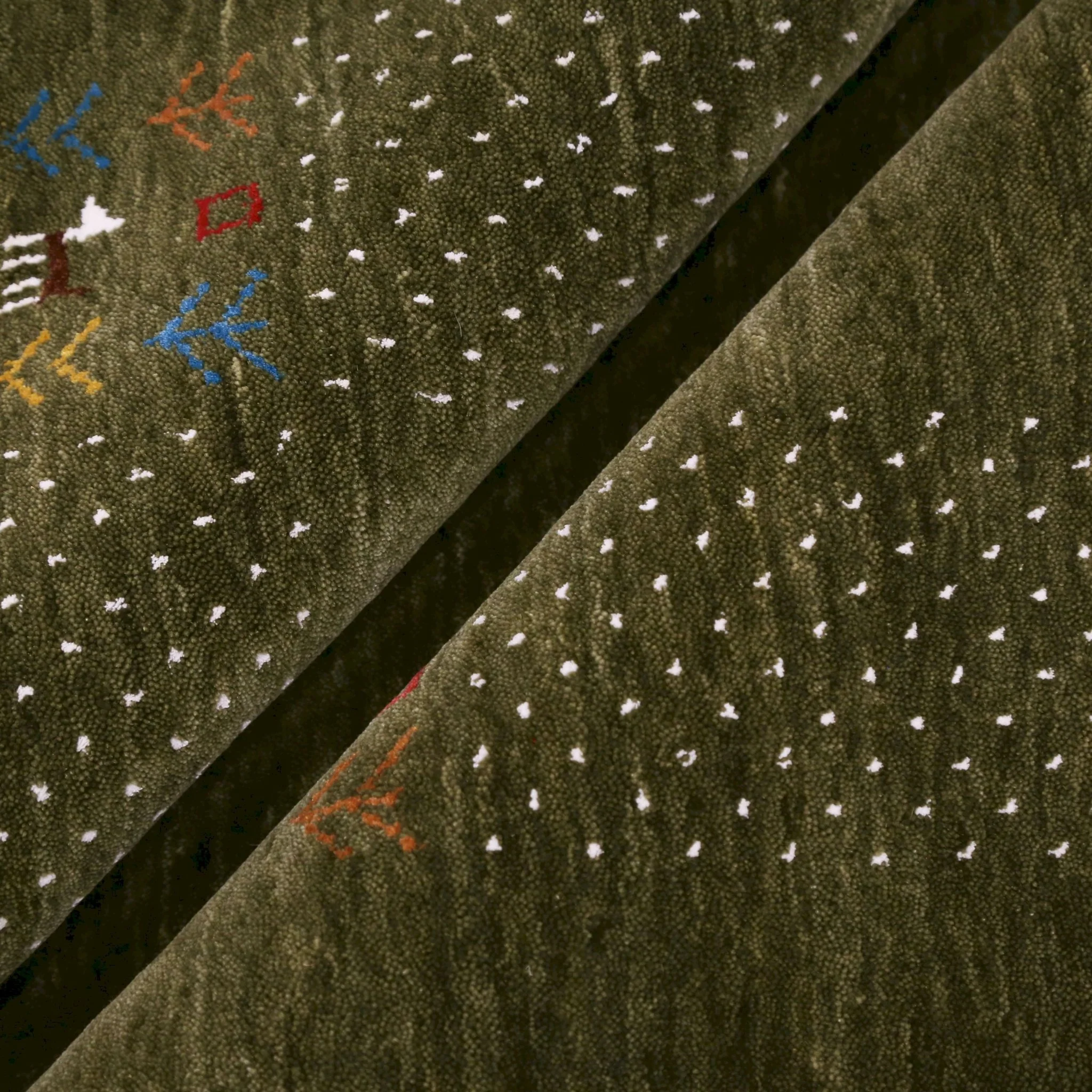 Solid with Border Patterns Hand Loomed Wool Area Rug - Image 6