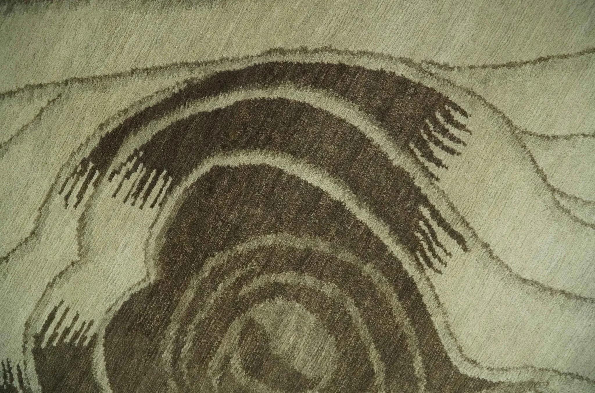Modern Stripes Design Beige and Brown Hand loom 5.6x8 wool and art Silk Area Rug - Image 5