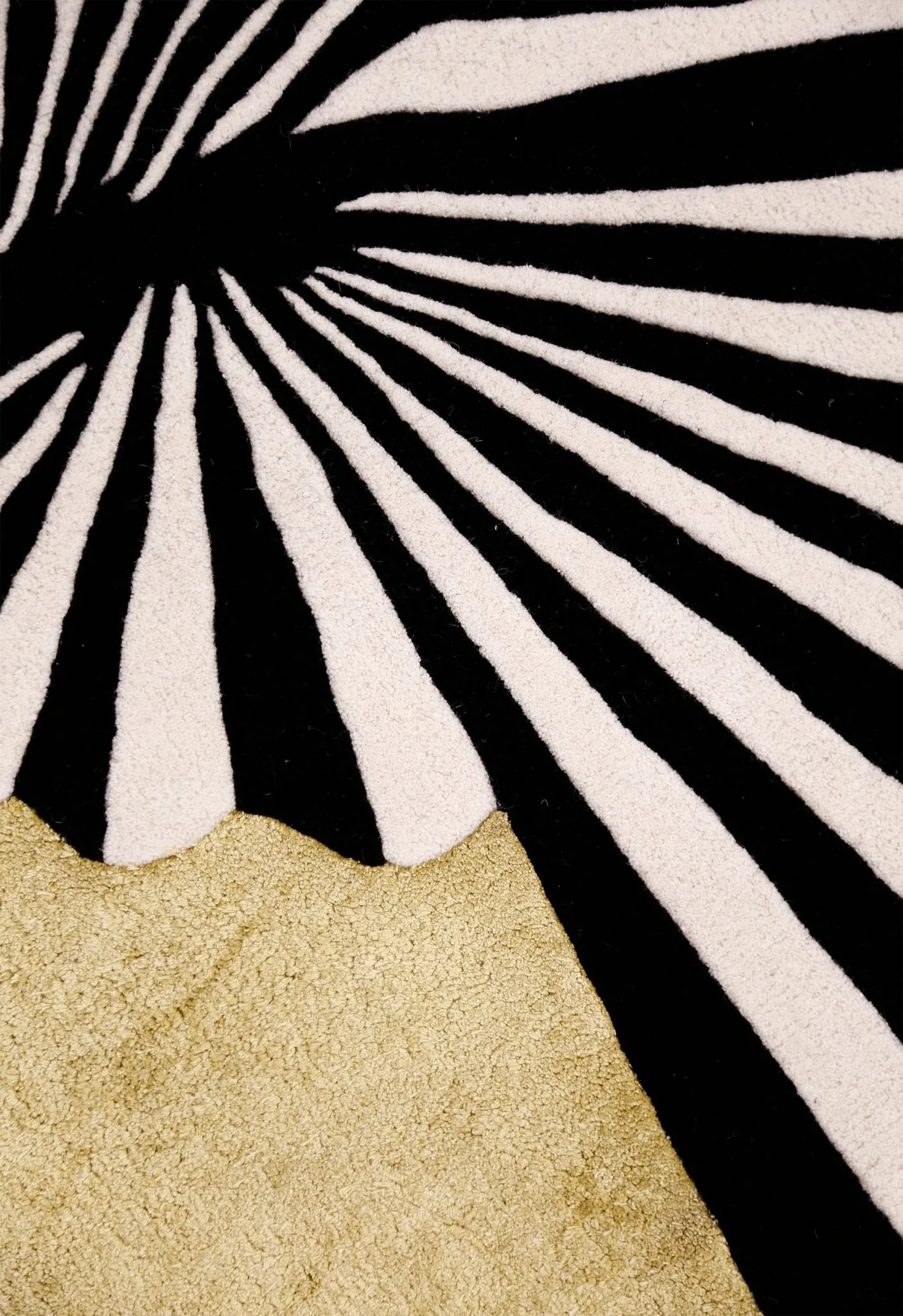 Sunflare Fan Black Hand Tufted 5x5 Wool Area Rug - Image 6