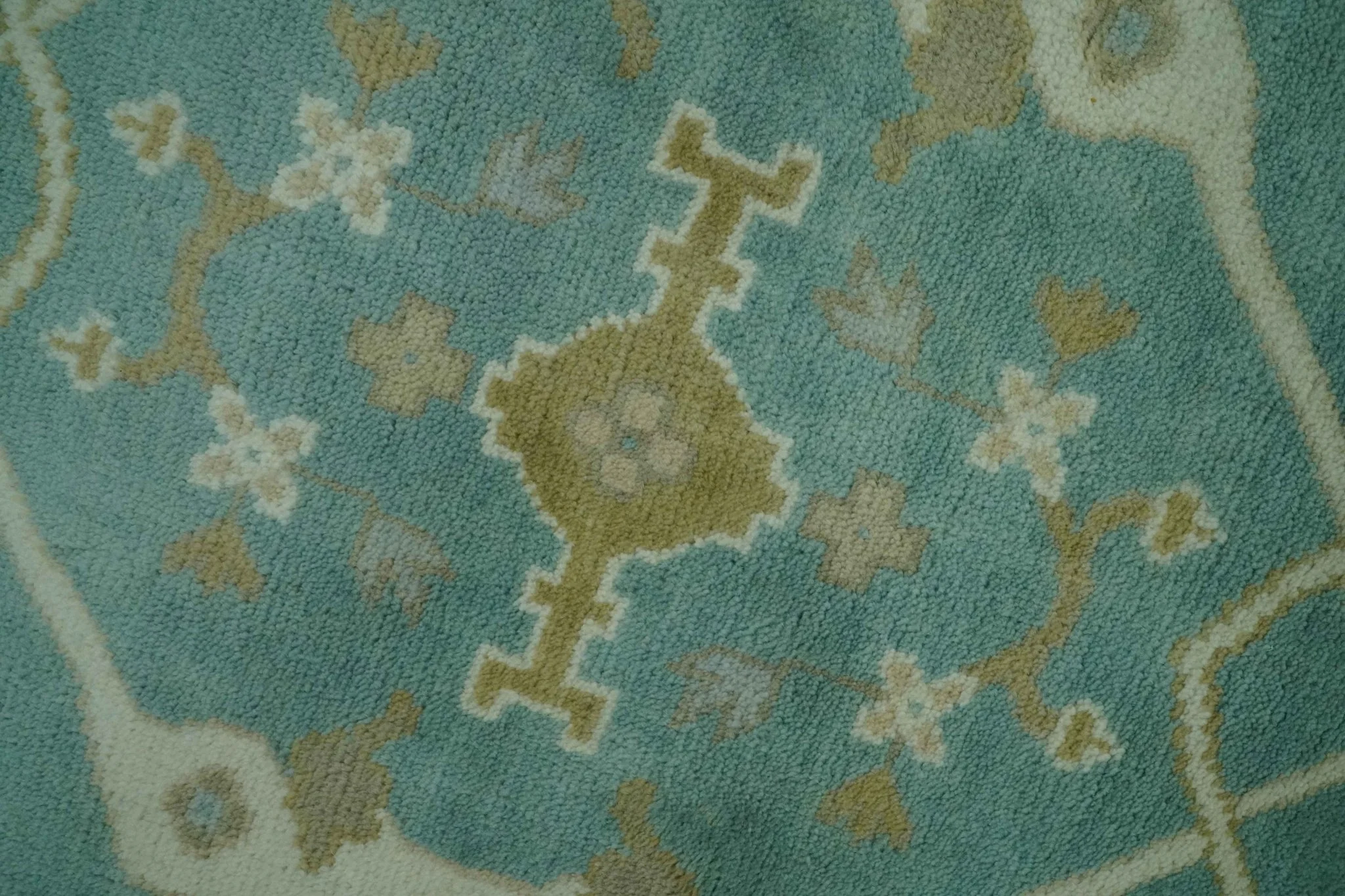 Teal and Ivory Hand Knotted Traditional Oriental Oushak 6x9 wool rug - Image 4