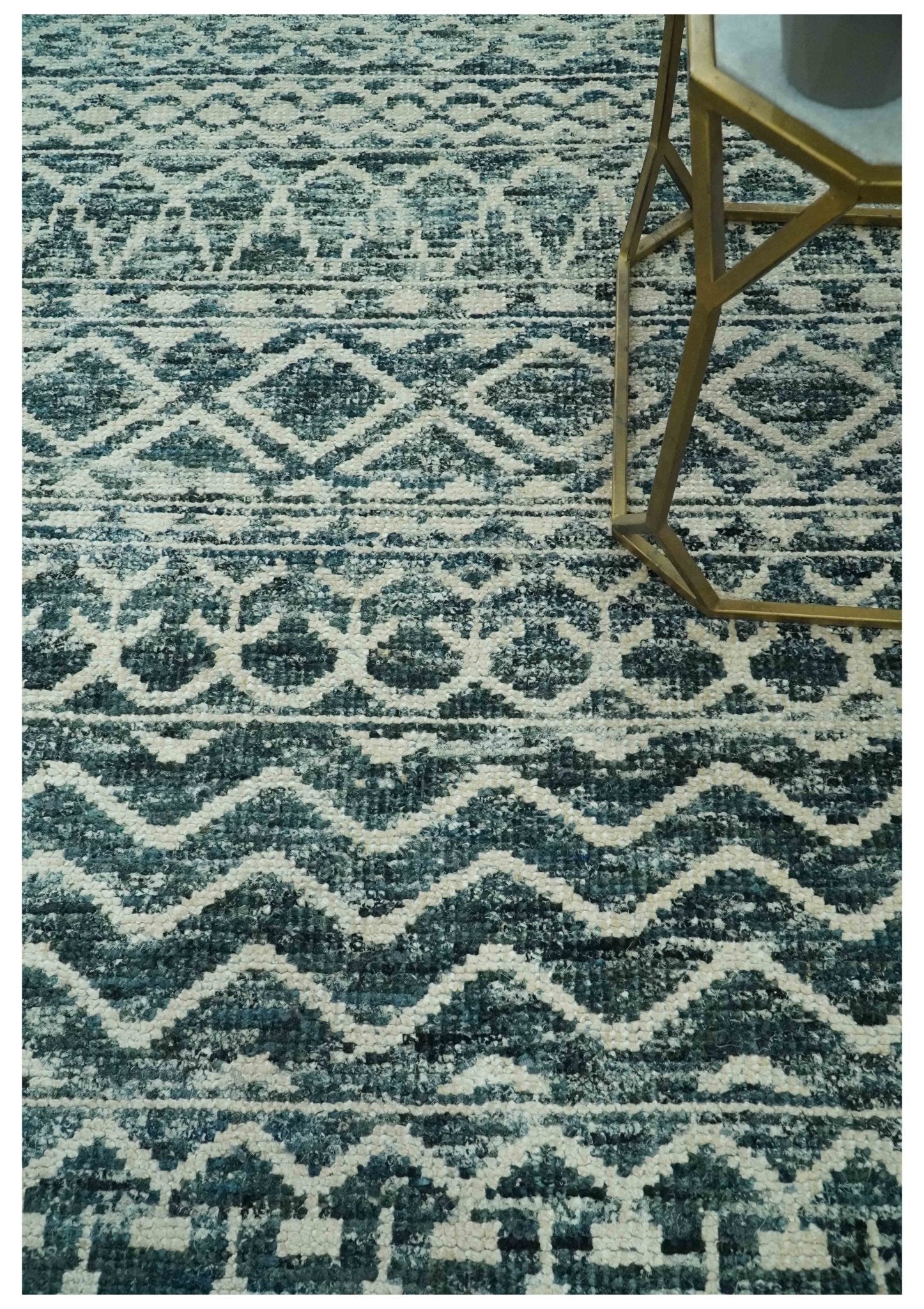 5.6x8.6 Teal Green and Beige Hand Knotted Southwestern Tribal Trellis wool Area Rug - Image 2