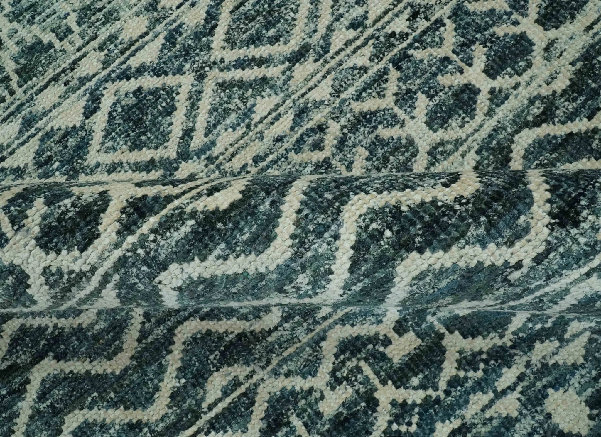 5.6x8.6 Teal Green and Beige Hand Knotted Southwestern Tribal Trellis wool Area Rug - Image 6