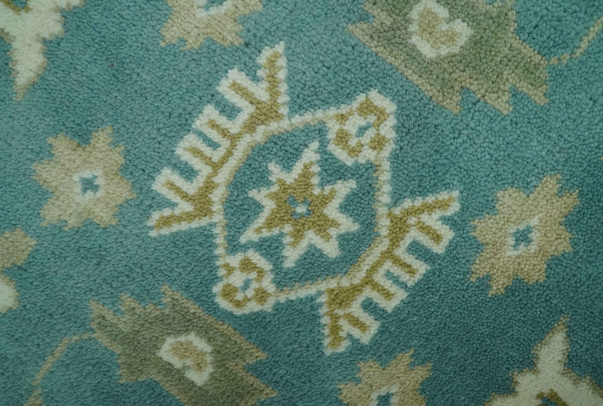 Traditional Floral Teal, Ivory and Beige Oriental Hand Knotted Multi Size wool rug - Image 4