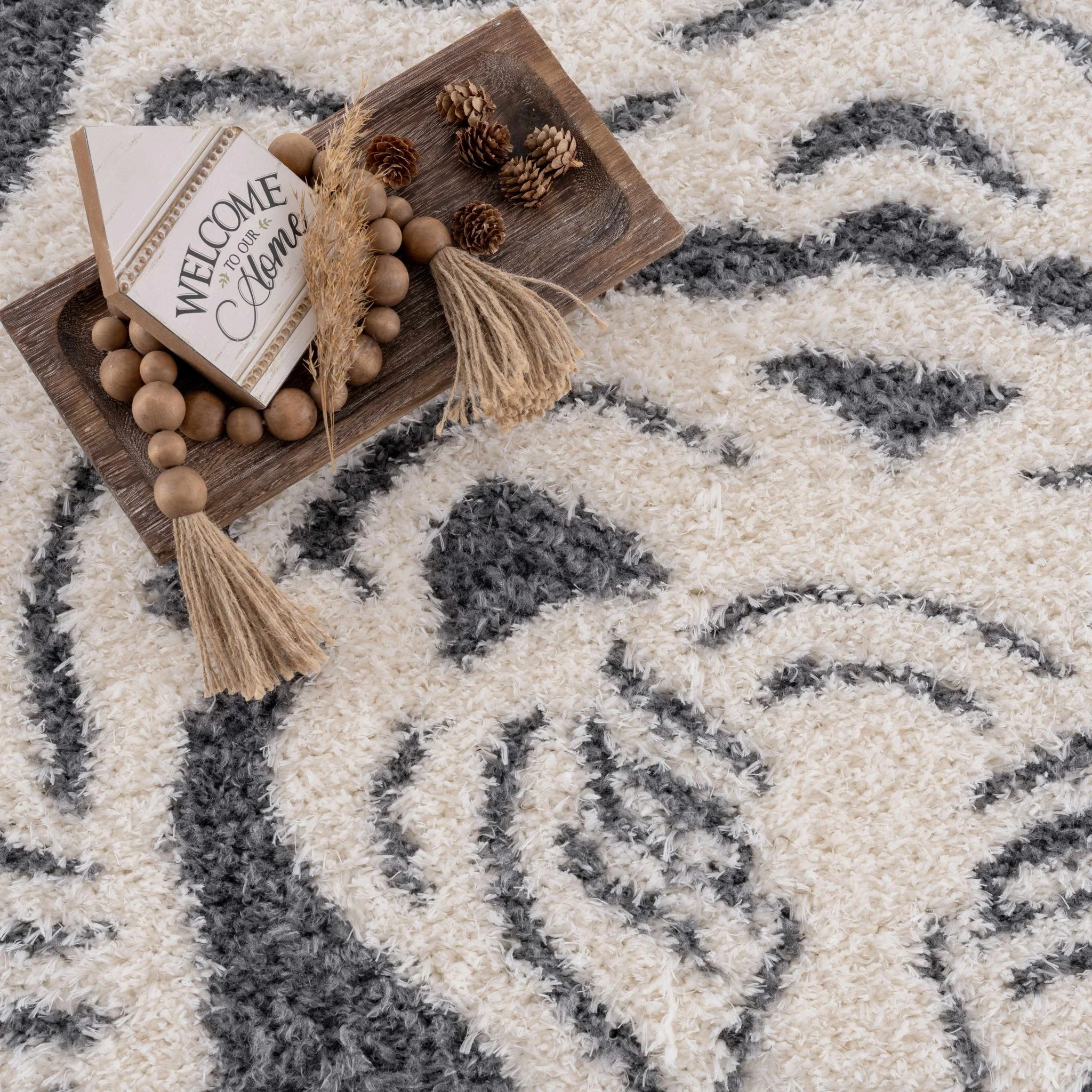 Tibetan Tiger Design Ivory and Charcoal Plush Pile Area Rug - Image 11