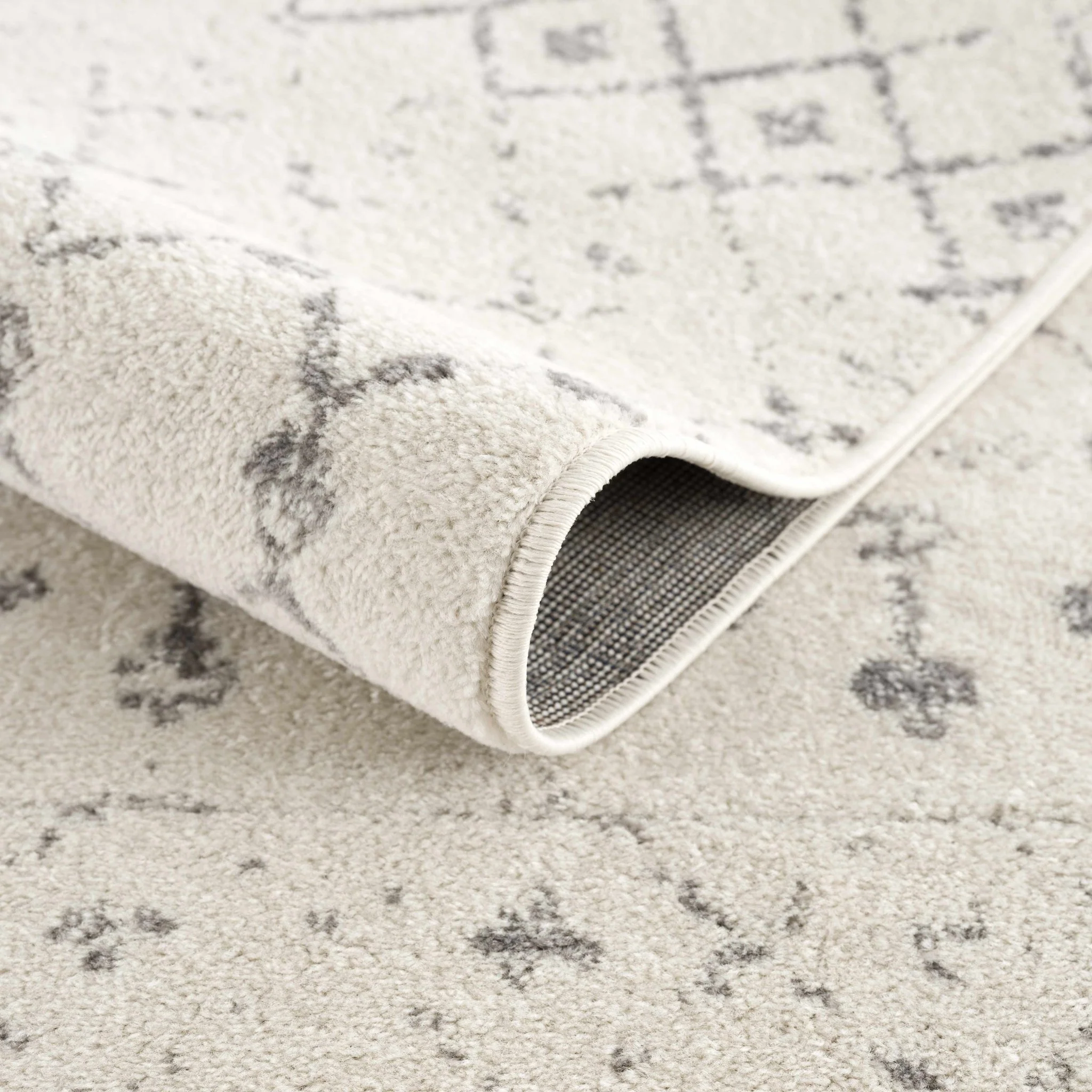 Traditional Beige and Gray low pile Tribal Trellis indoor Area Rug - Image 6