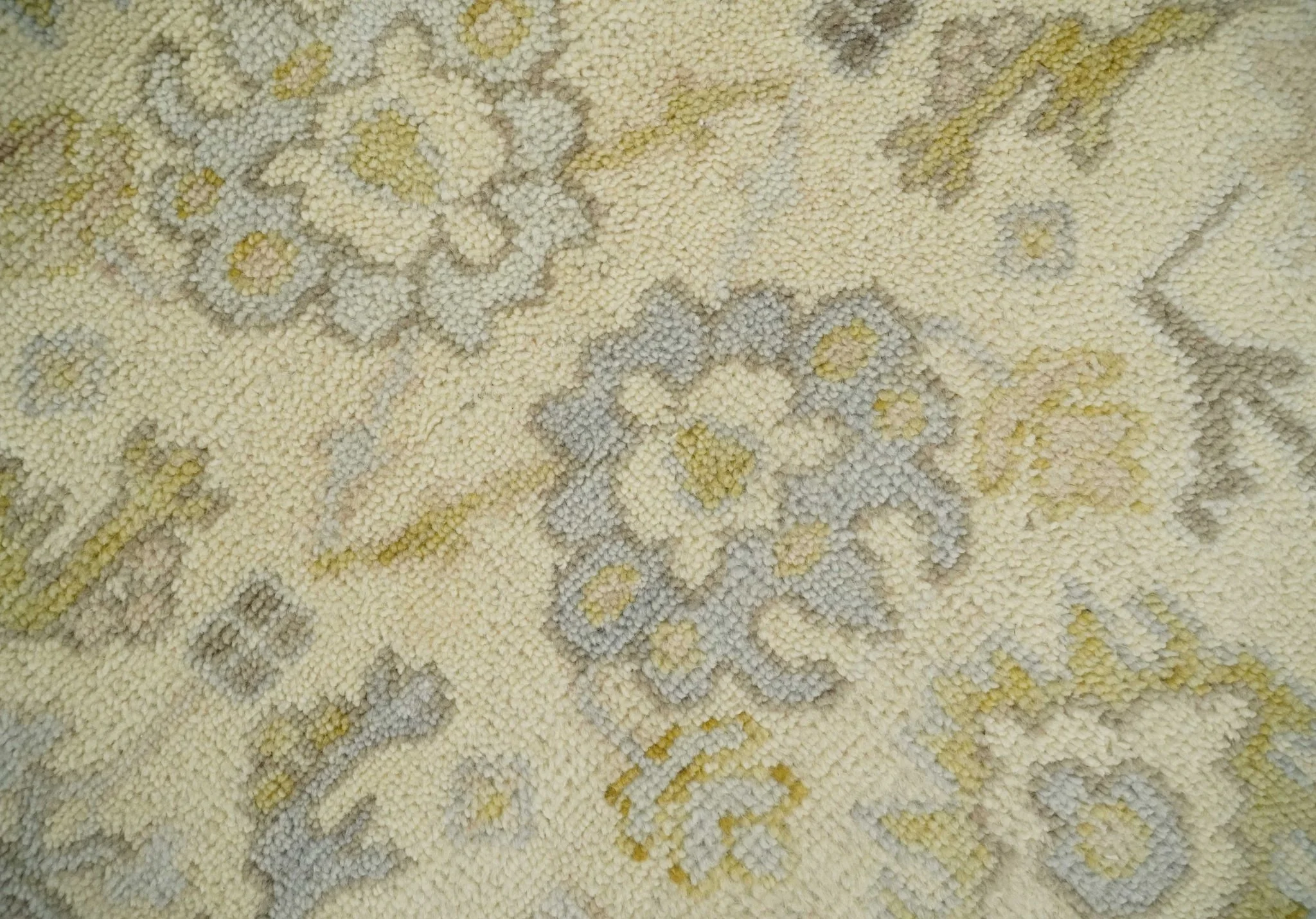Earthy Neutral Traditional Beige and Silver Antique Style Hand knotted Wool Area Rug, Kids, Living Room and Bedroom Rug - Image 4