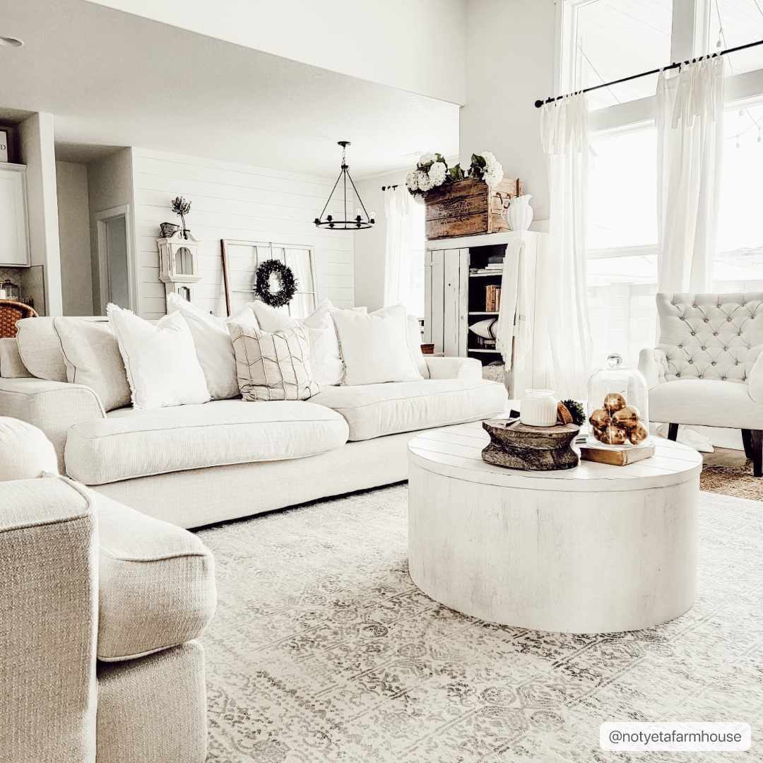 Traditional Beige ang Gray Medium Pile Multi Size Area Rug - Image 2