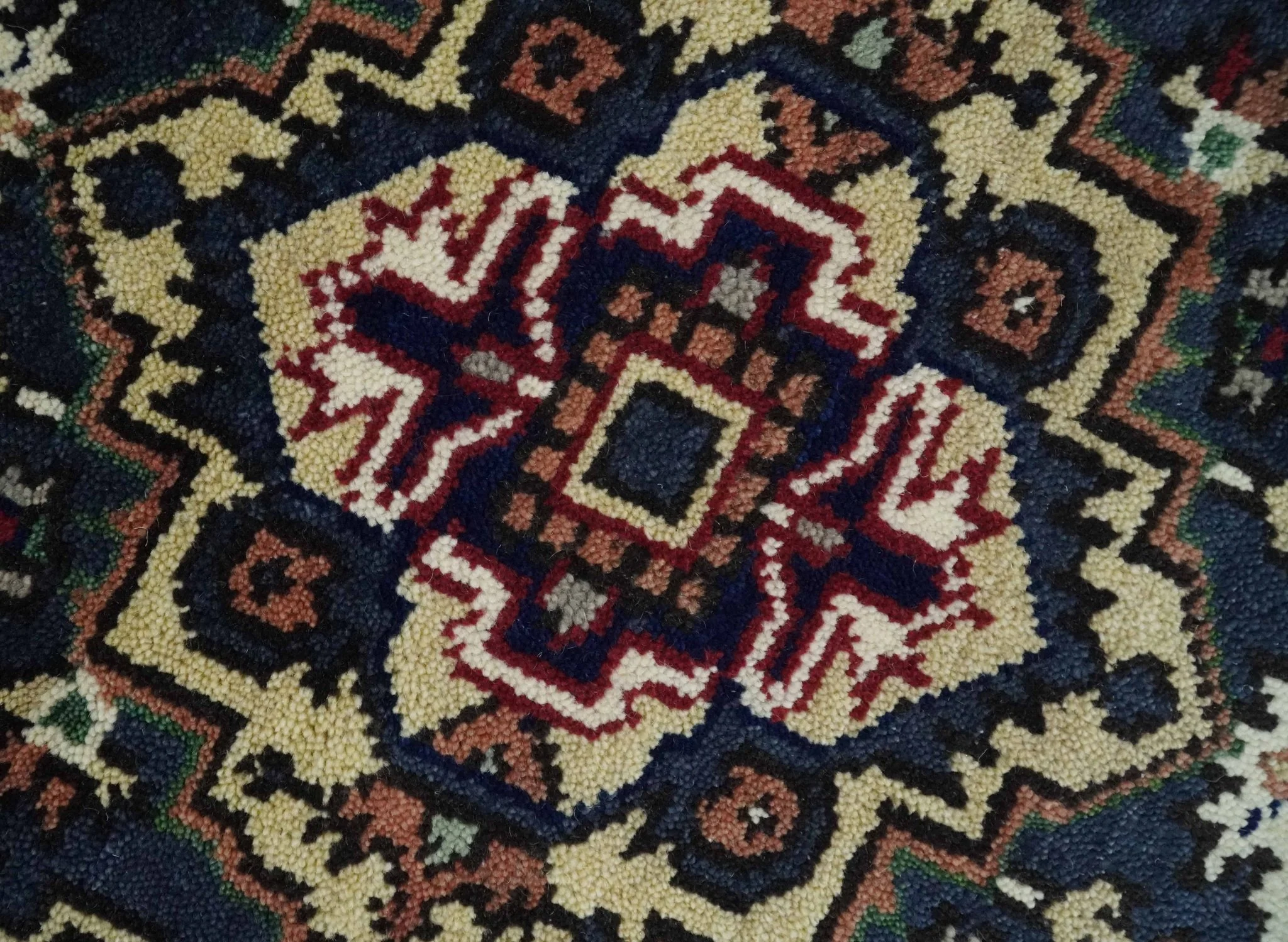 Traditional Blue, Beige and Ivory Heriz Serapi Hand knotted 2.7x7.9 wool Area Rug - Image 2