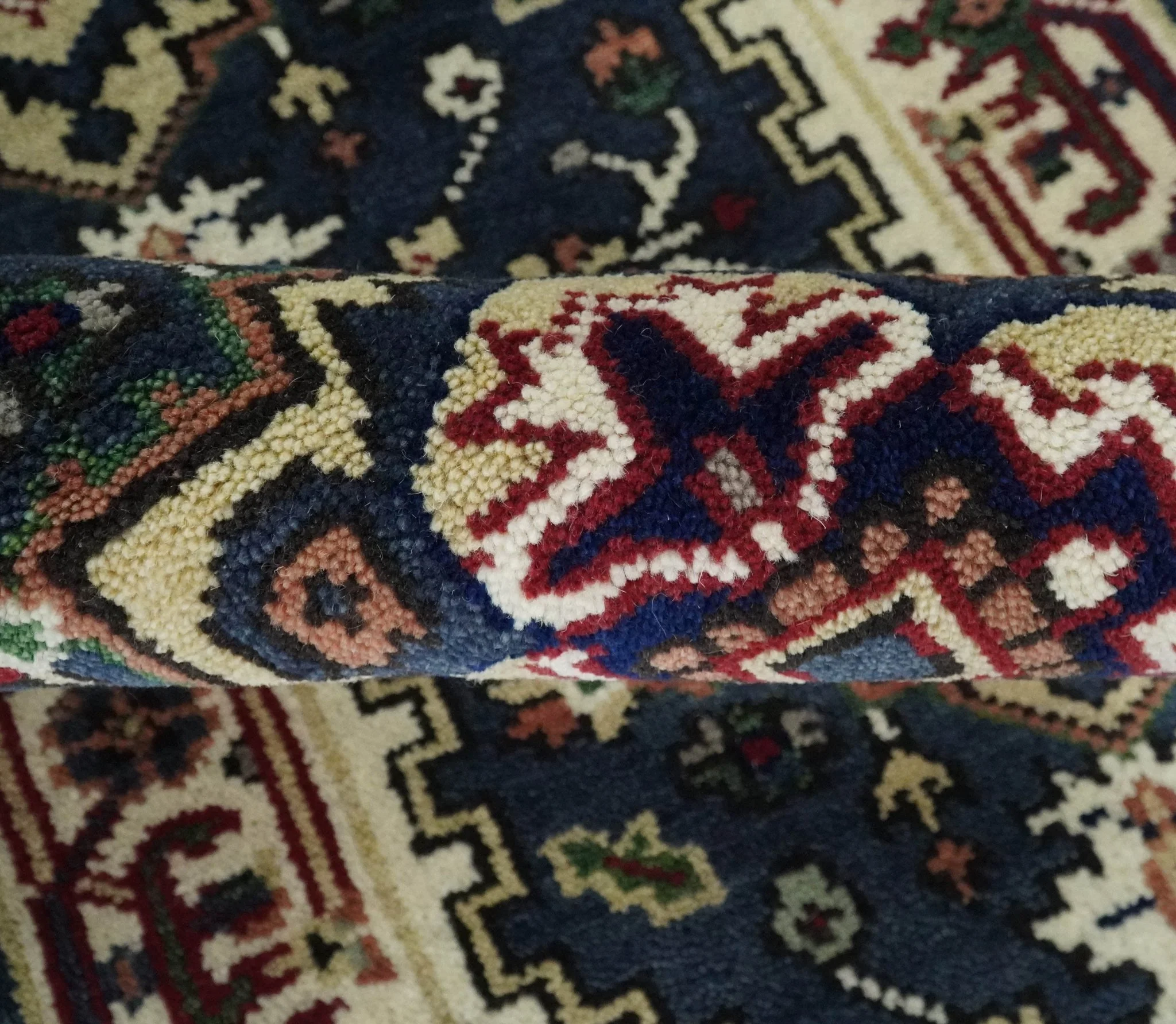 Traditional Blue, Beige and Ivory Heriz Serapi Hand knotted 2.7x7.9 wool Area Rug - Image 4