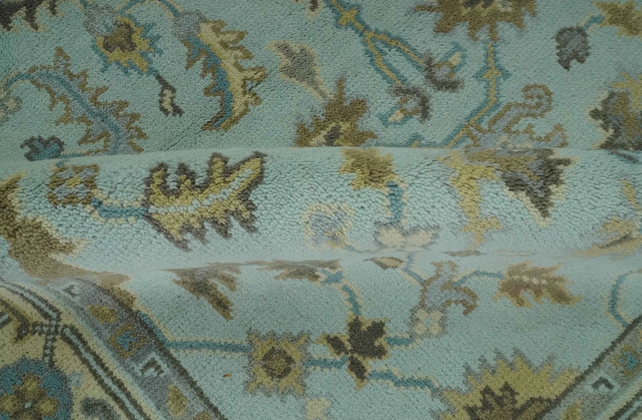 Traditional Floral Aqua, Beige and Taupe Hand Knotted 6x9 wool area rug - Image 6