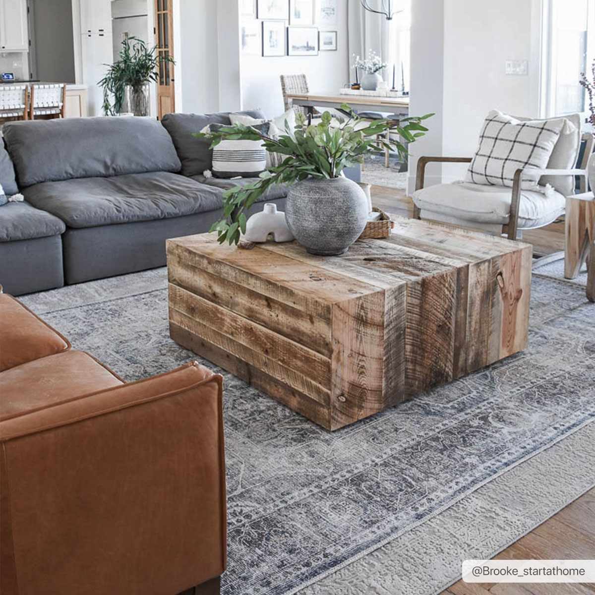 Antique look Transitional Charcoal, Ivory and Brown Medallion Machine Washable Rug - Image 7