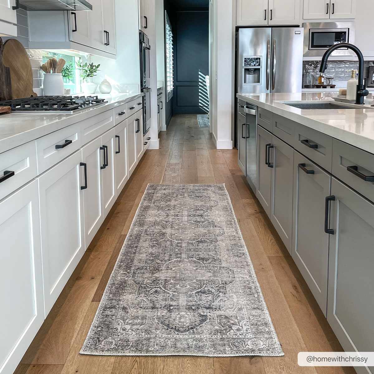 Antique look Transitional Charcoal, Ivory and Brown Medallion Machine Washable Rug - Image 8