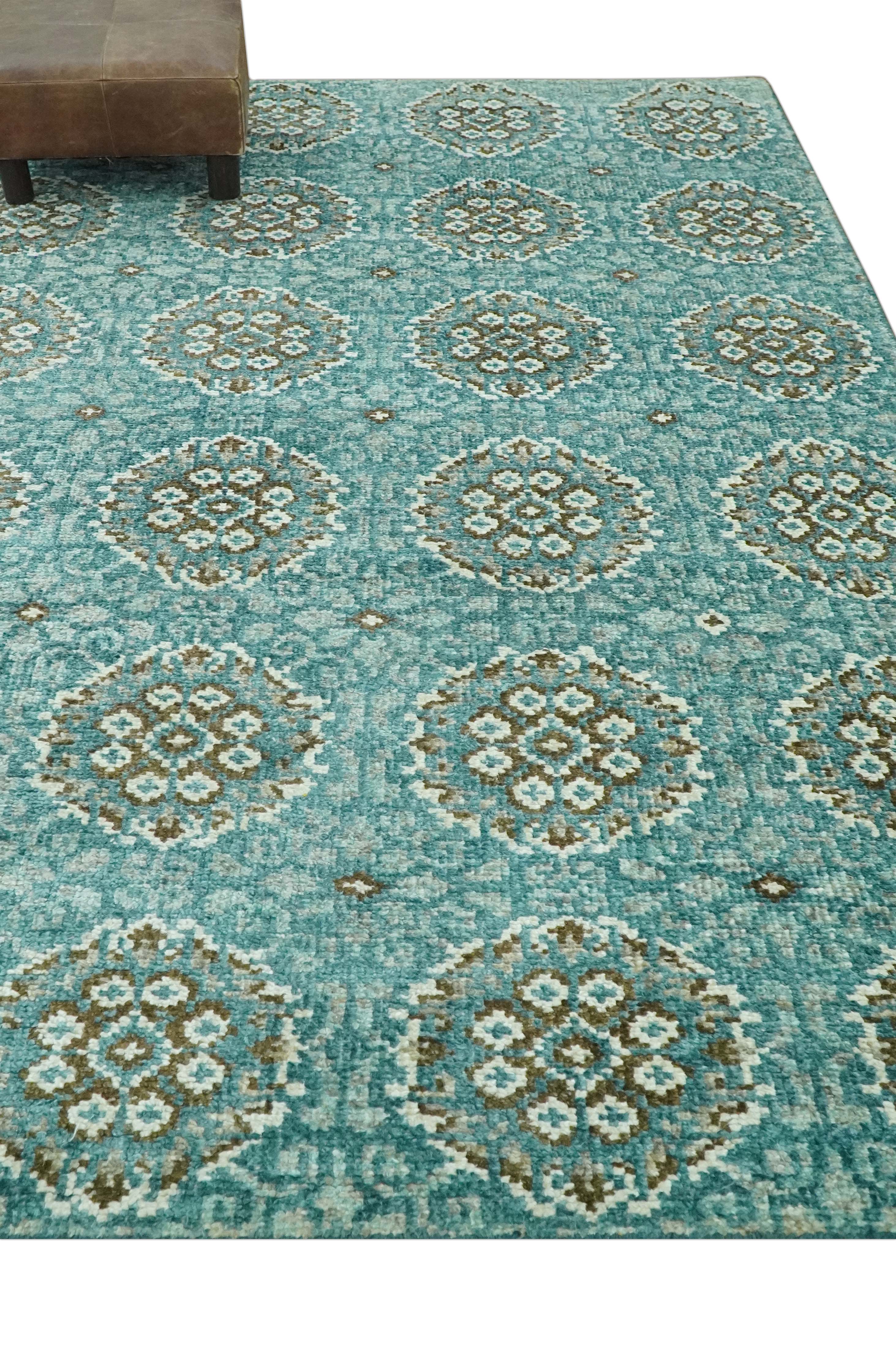 5x8 Traditional Damask Floral Design Blue, Ivory and Olive wool area rug - Image 3
