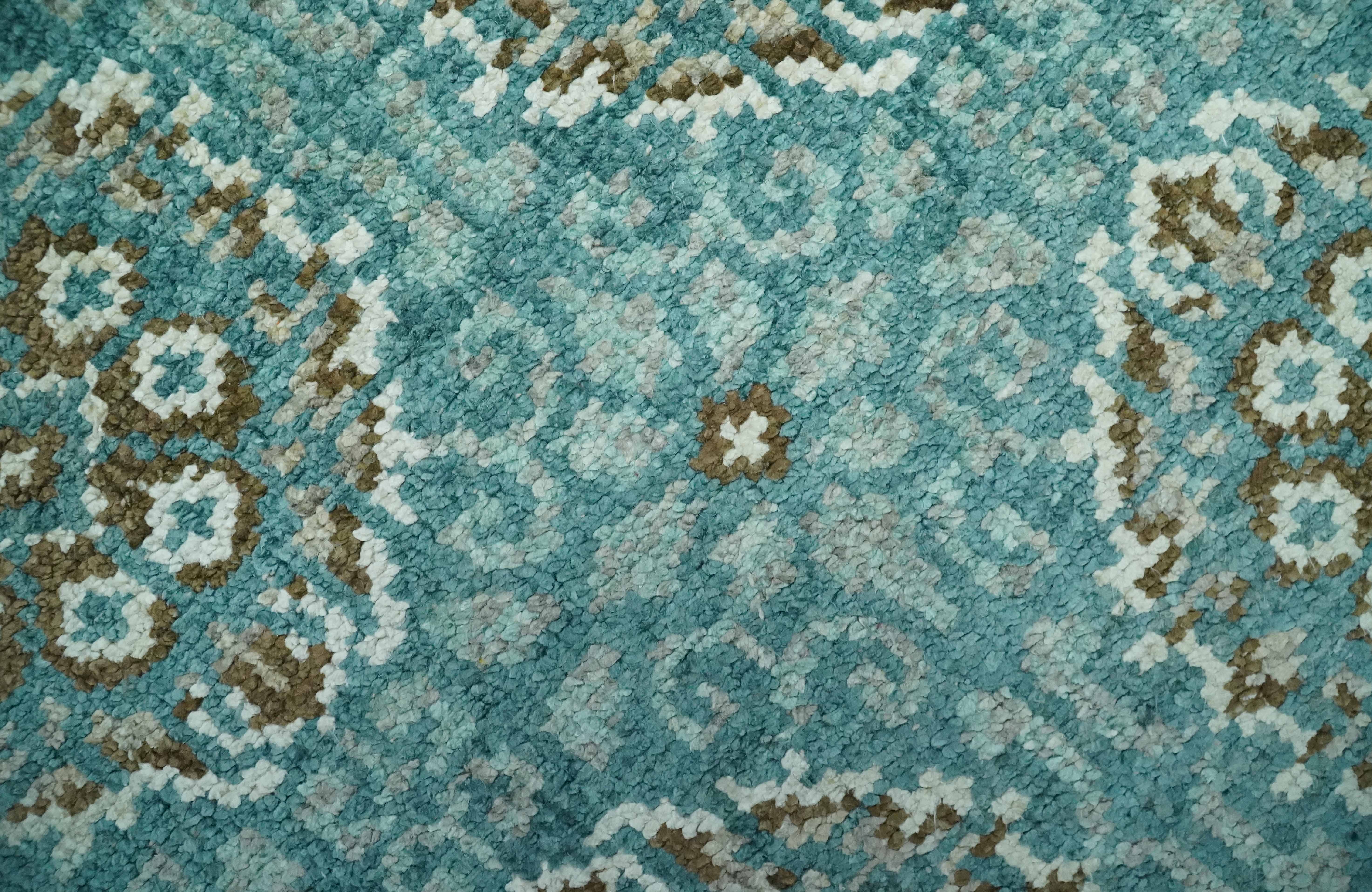 5x8 Traditional Damask Floral Design Blue, Ivory and Olive wool area rug - Image 4