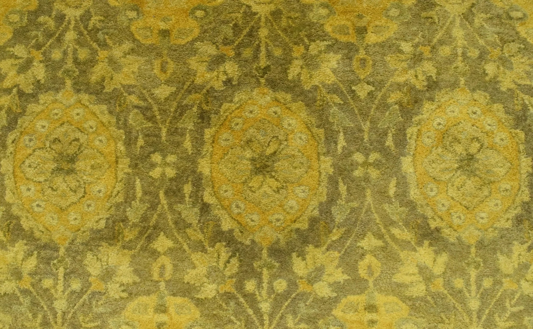Traditional Floral Design Gold Hand Tufted Overdyed Wool Area Rug - Image 7