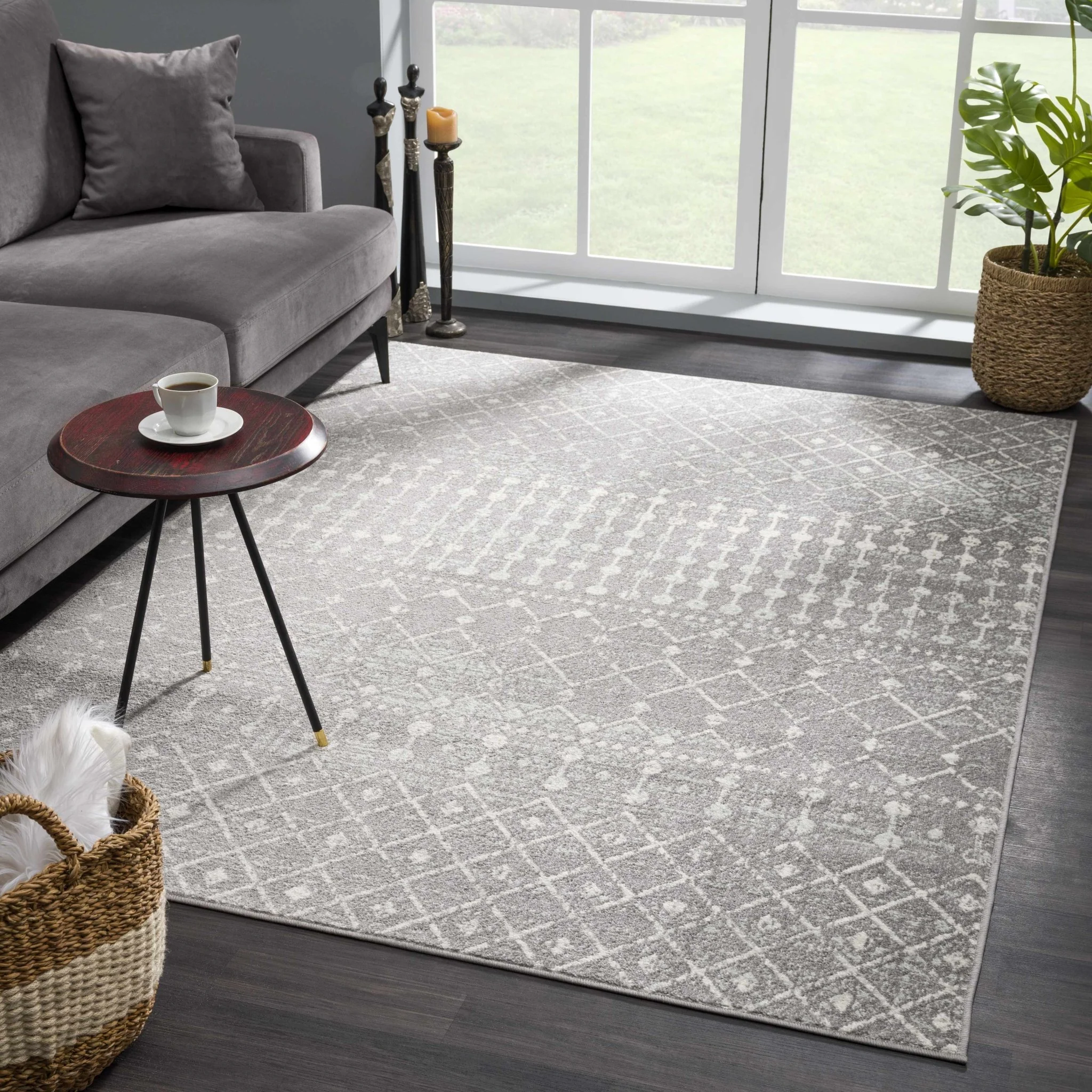 Traditional Gray and Beige low pile Tribal Trellis indoor Area Rug - Image 3