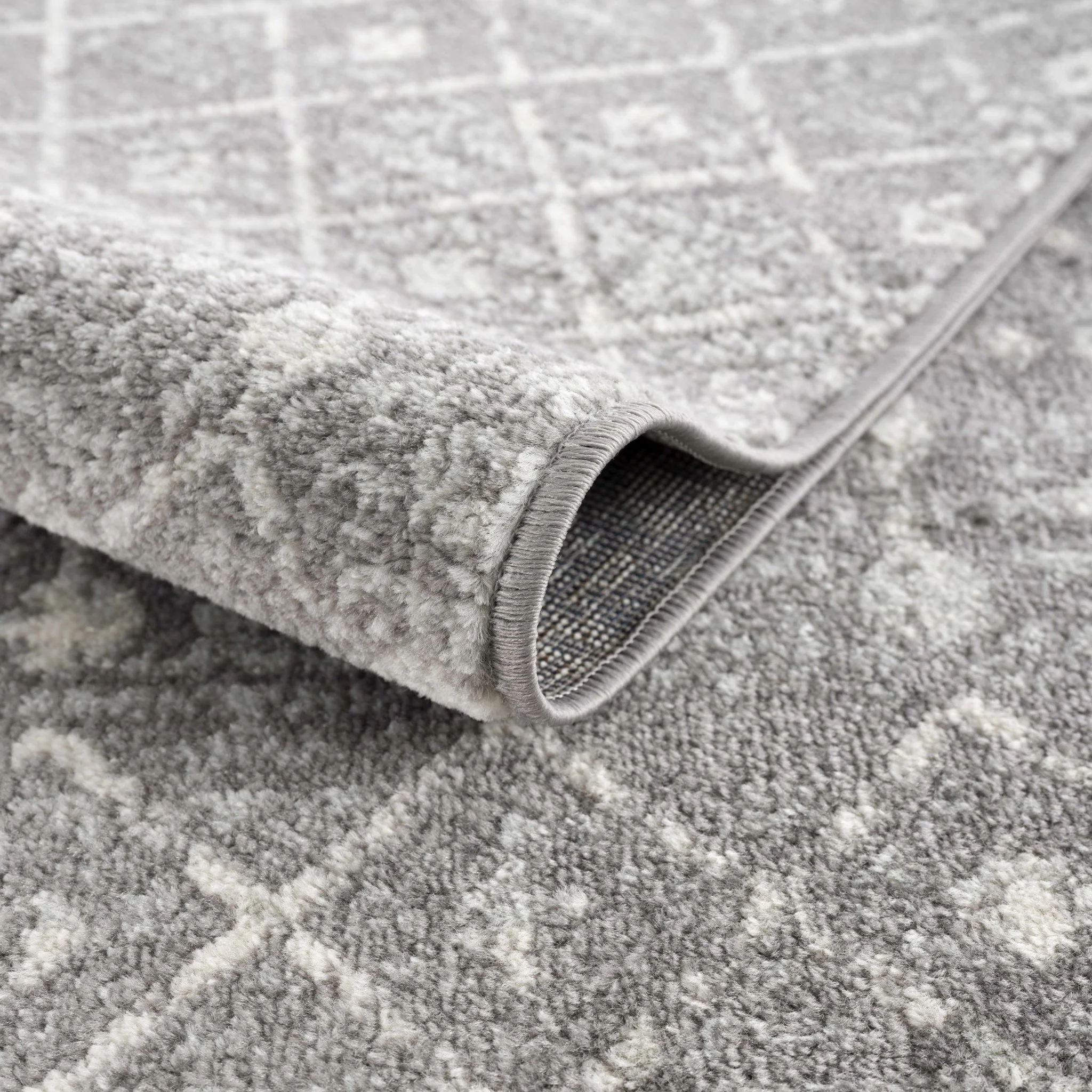 Traditional Gray and Beige low pile Tribal Trellis indoor Area Rug - Image 6