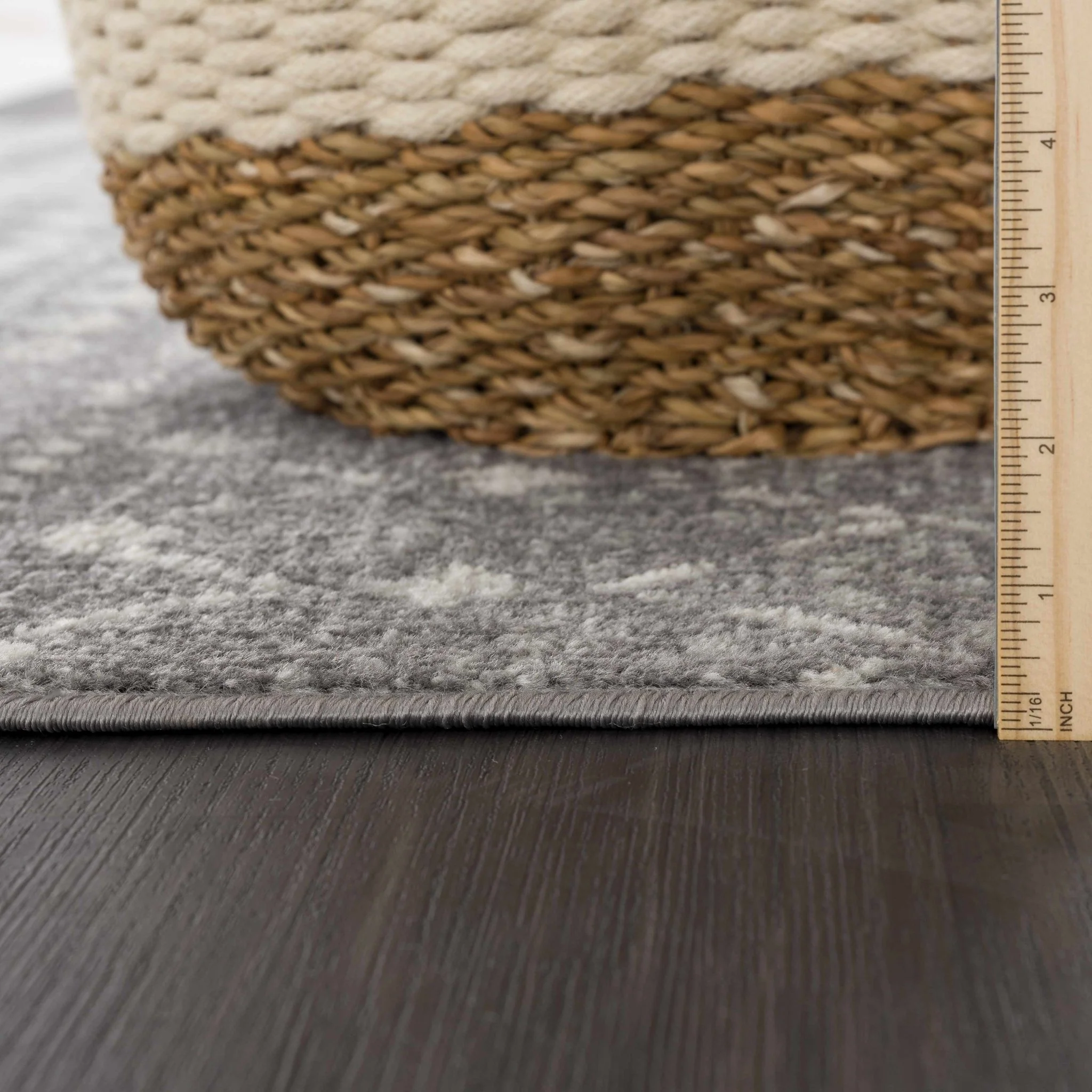 Traditional Gray and Beige low pile Tribal Trellis indoor Area Rug - Image 7