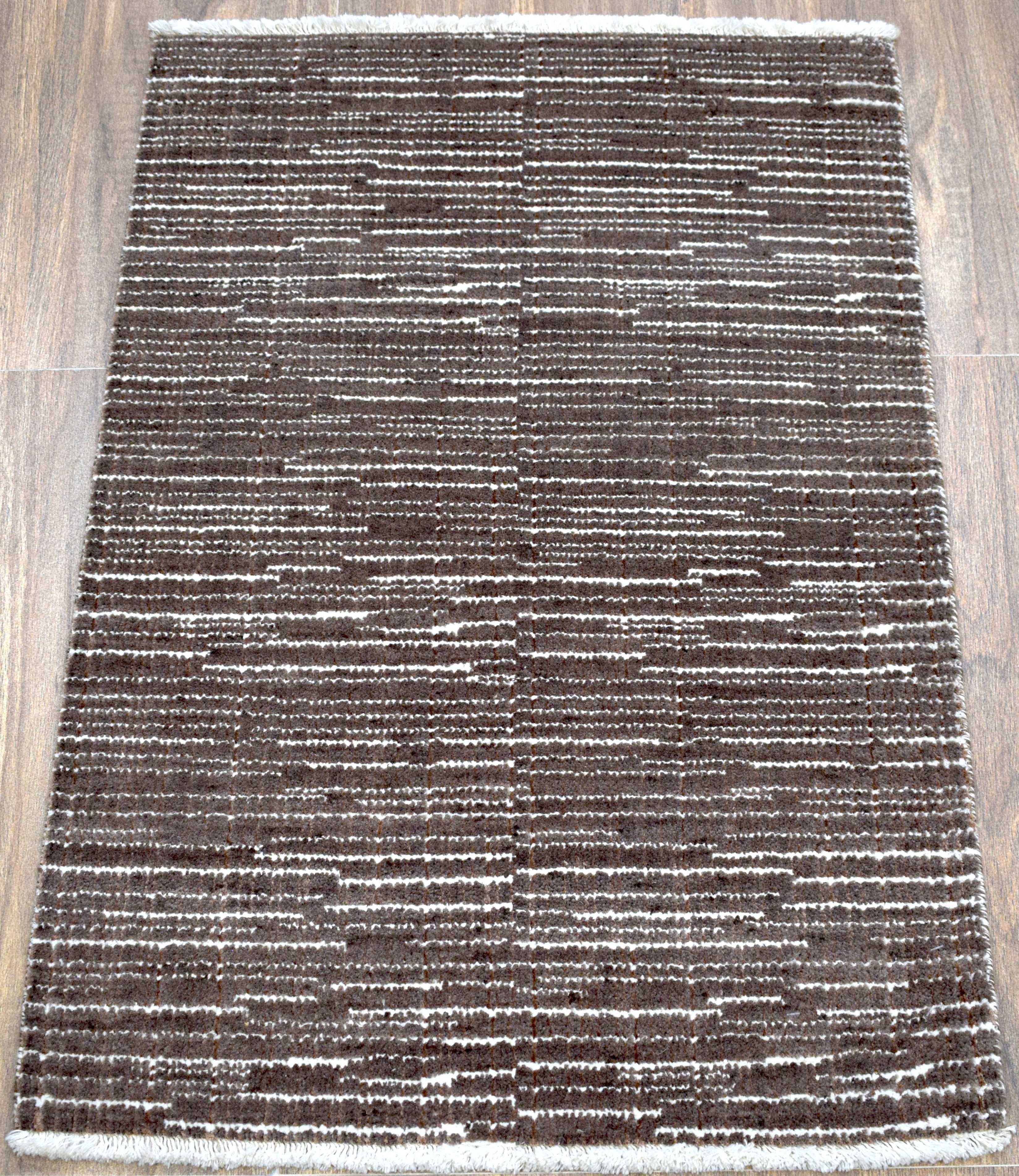 Brown and Ivory Traditional Handmade Wool & Viscose 2x3 Area Rug | TRD140323 - Image 4