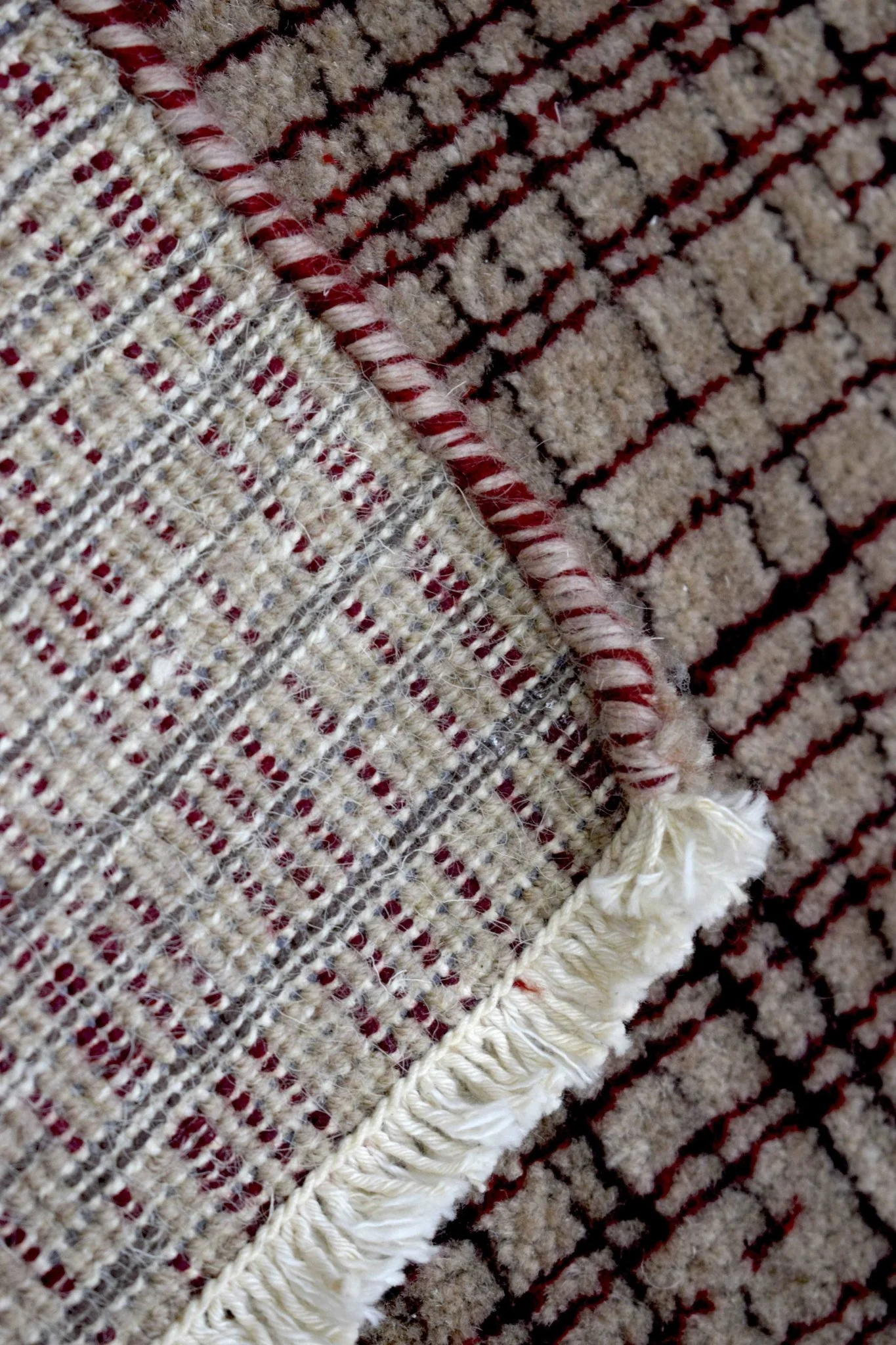 Ivory and Maroon Traditional Handmade Wool & Viscose 2x3 Area Rug | TRD140723 - Image 6