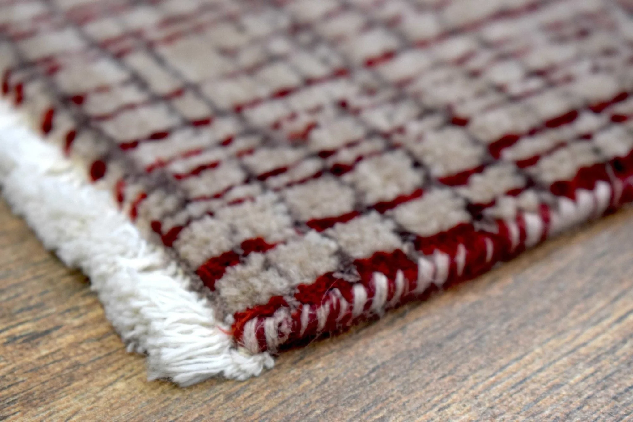 Ivory and Maroon Traditional Handmade Wool & Viscose 2x3 Area Rug | TRD140723 - Image 7