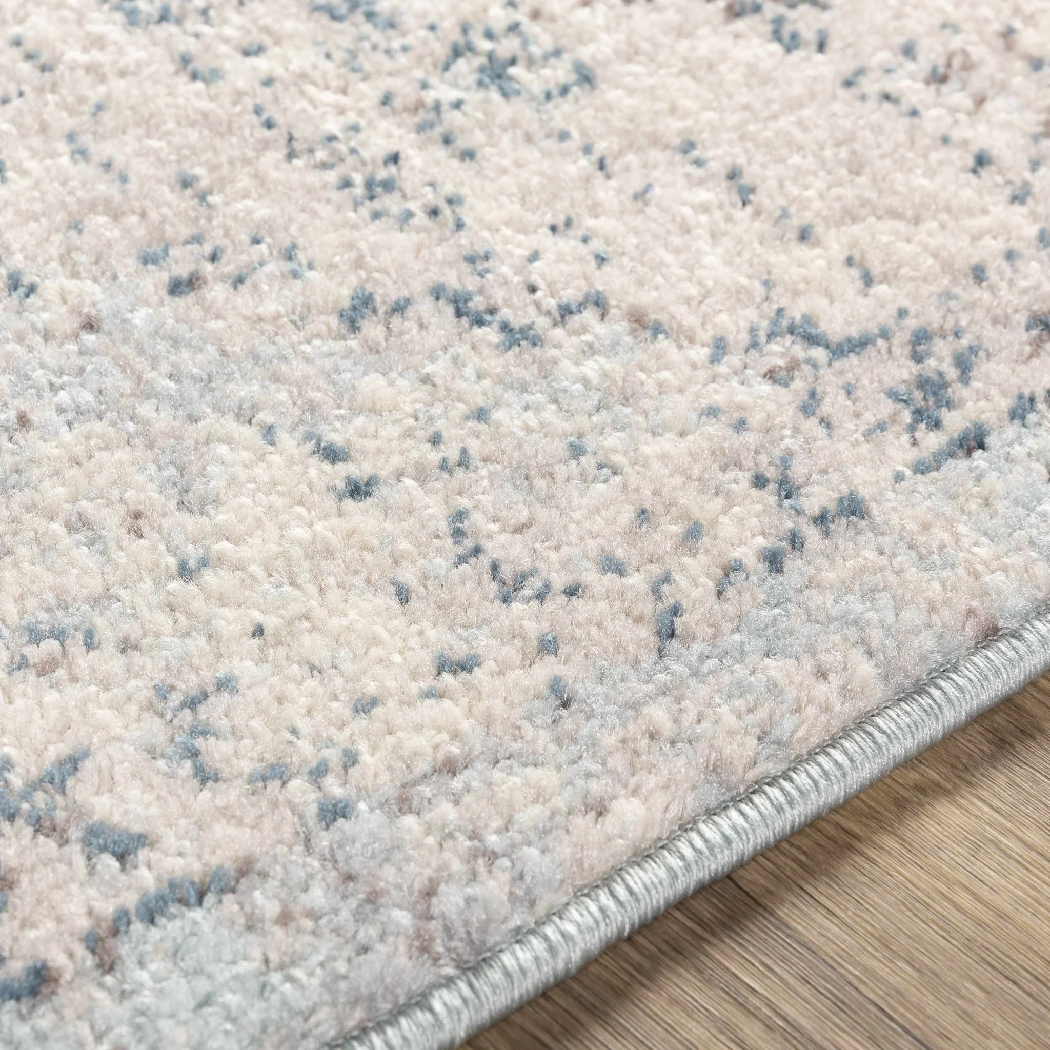 Traditional Heriz Design Beige, Blue and Brown Medium Pile Area Rug - Image 13