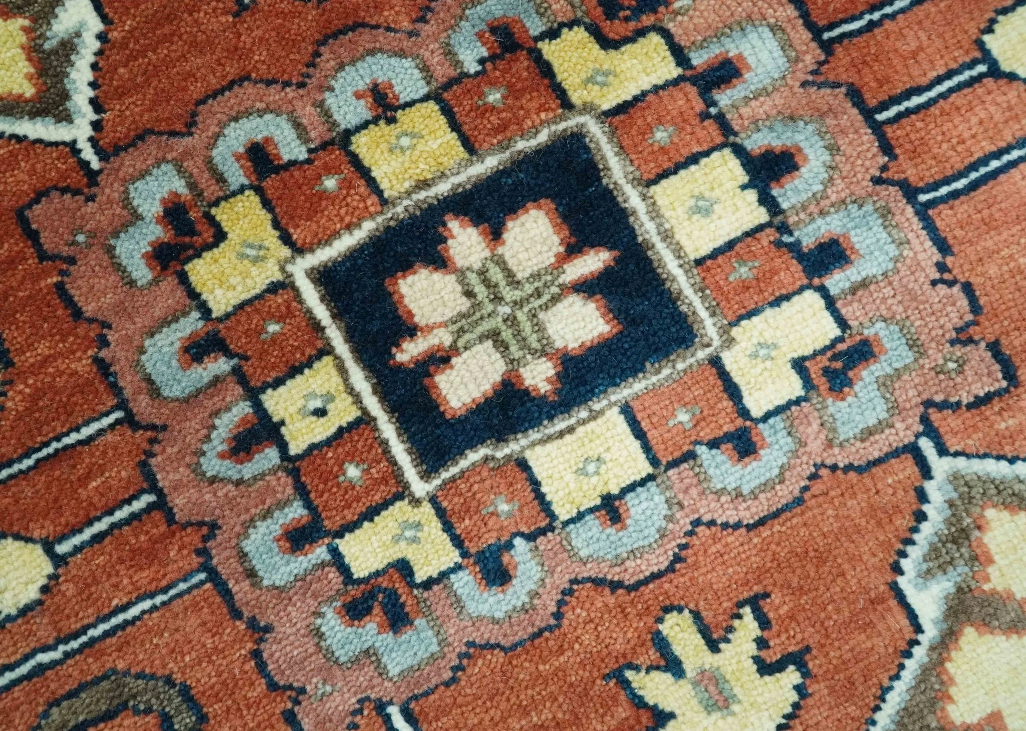 Traditional Heriz Blue, Beige and Rust Fine Hand Knotted 9x12 wool area rug - Image 4