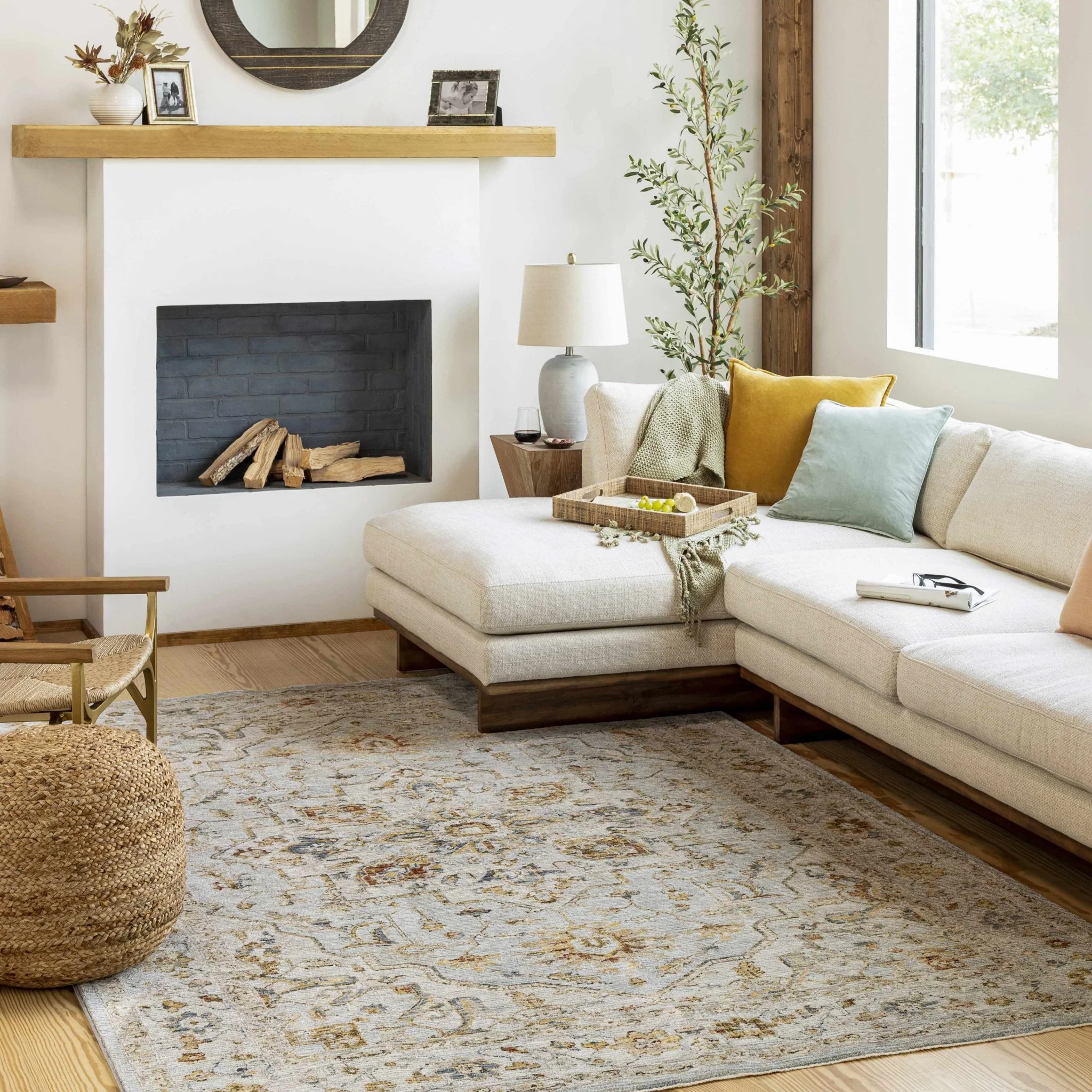 Traditional Heriz Gray Machine Made Rug - Image 9