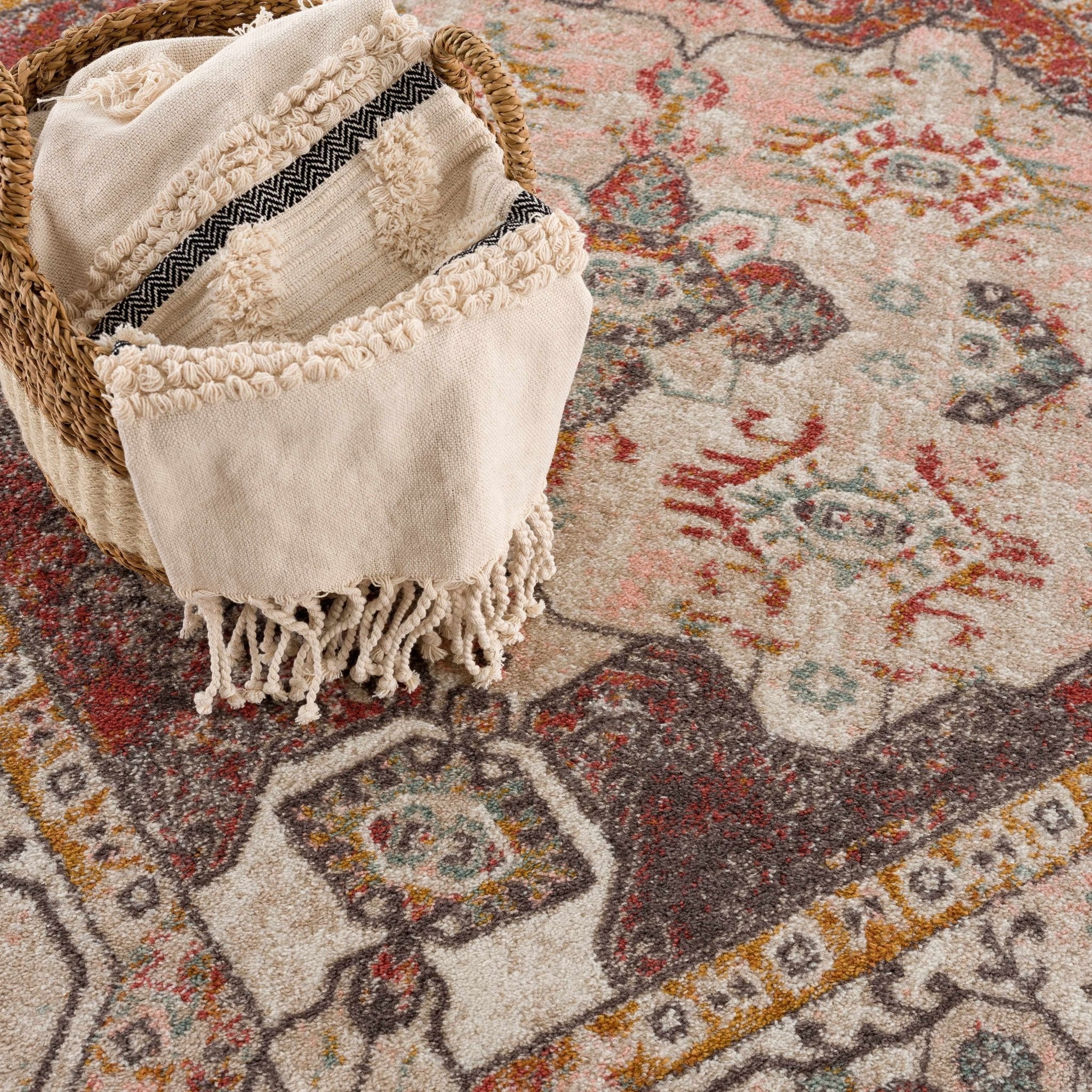 Traditional Heriz Serapi design Rust and Peach Multi color Area Rug - Image 13