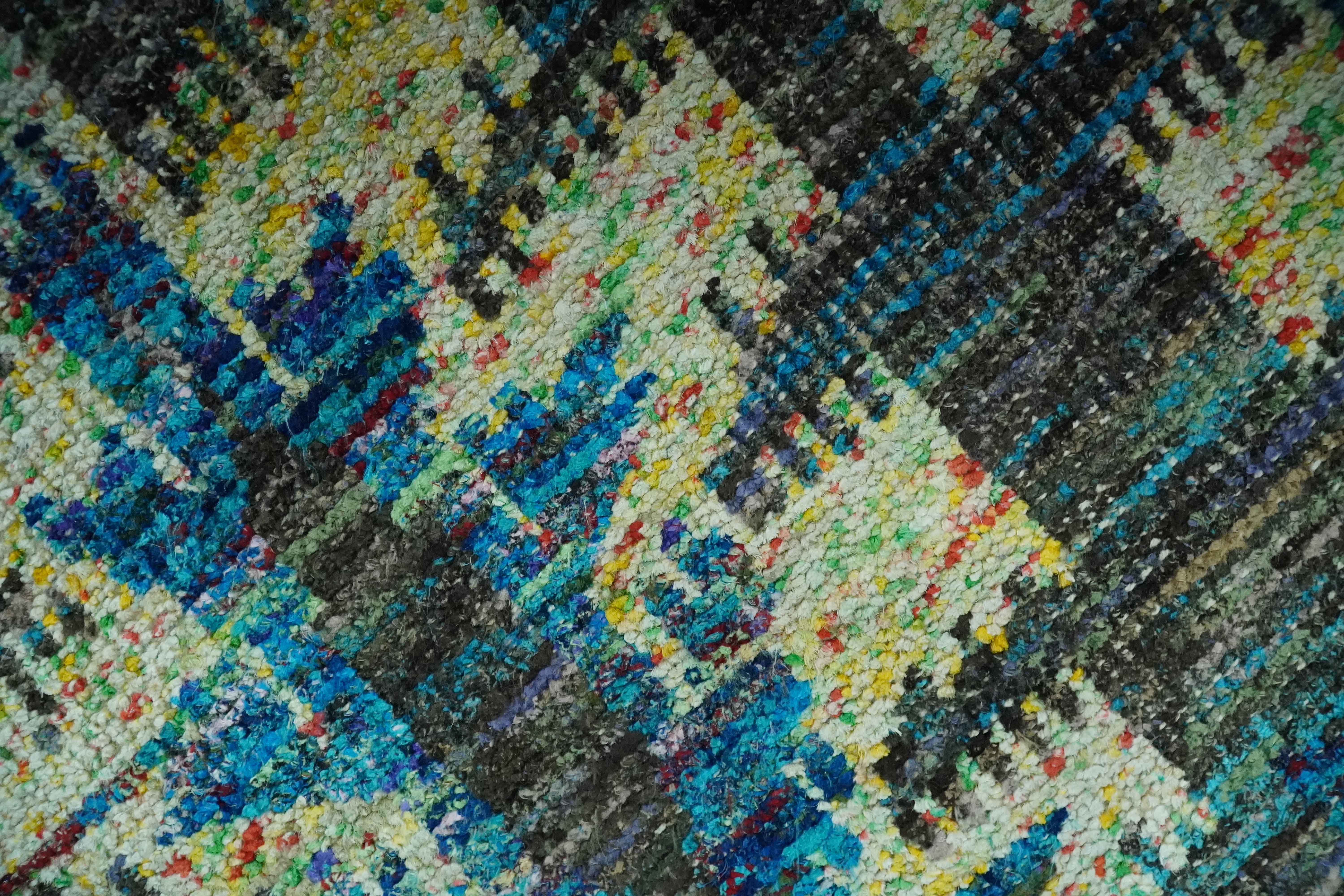 5x8 Traditional Ikat design Charcoal, Blue and Beige Hand knotted wool area rug - Image 4