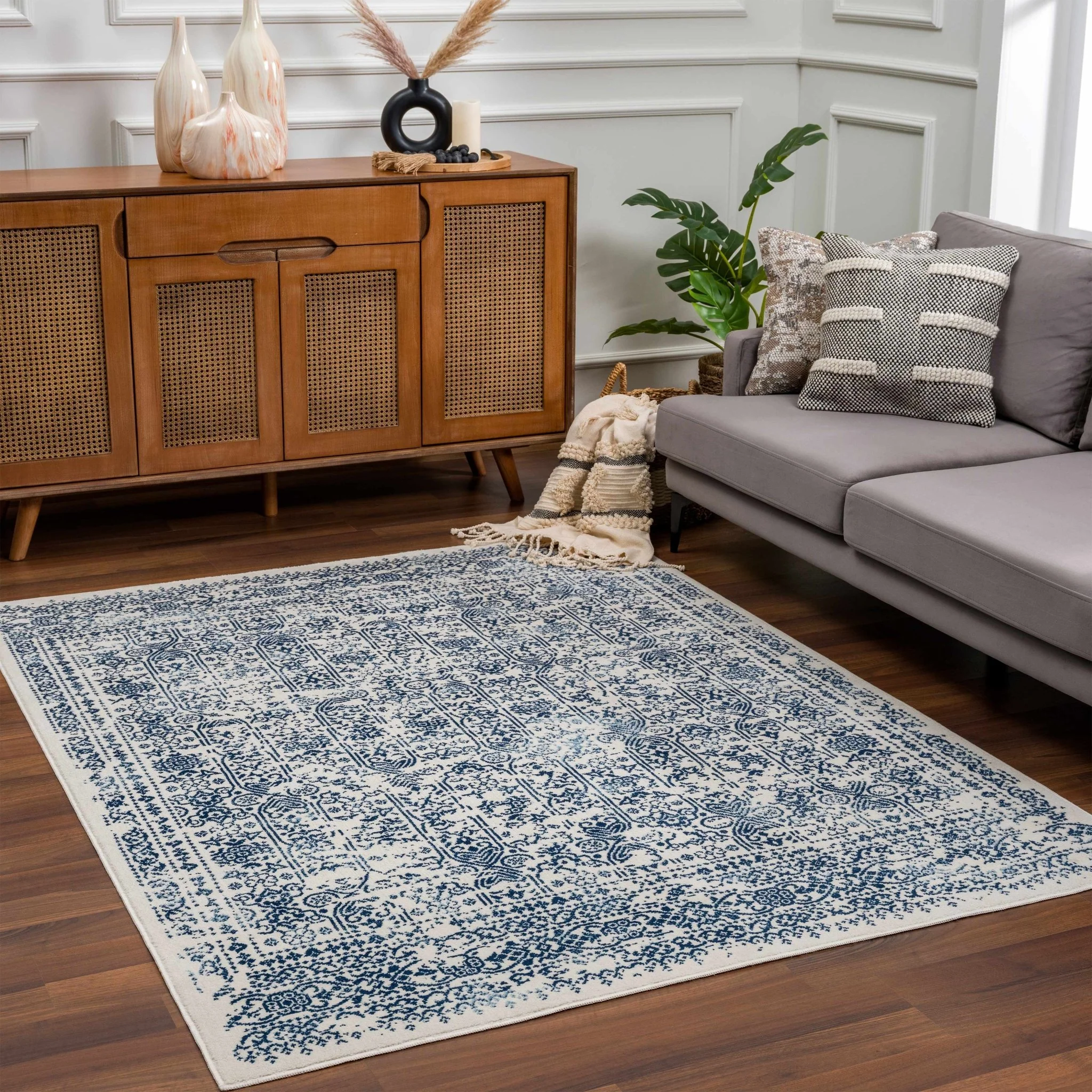 Traditional Transitional Ivory and Blue Medium Pile Area Rug - Image 12