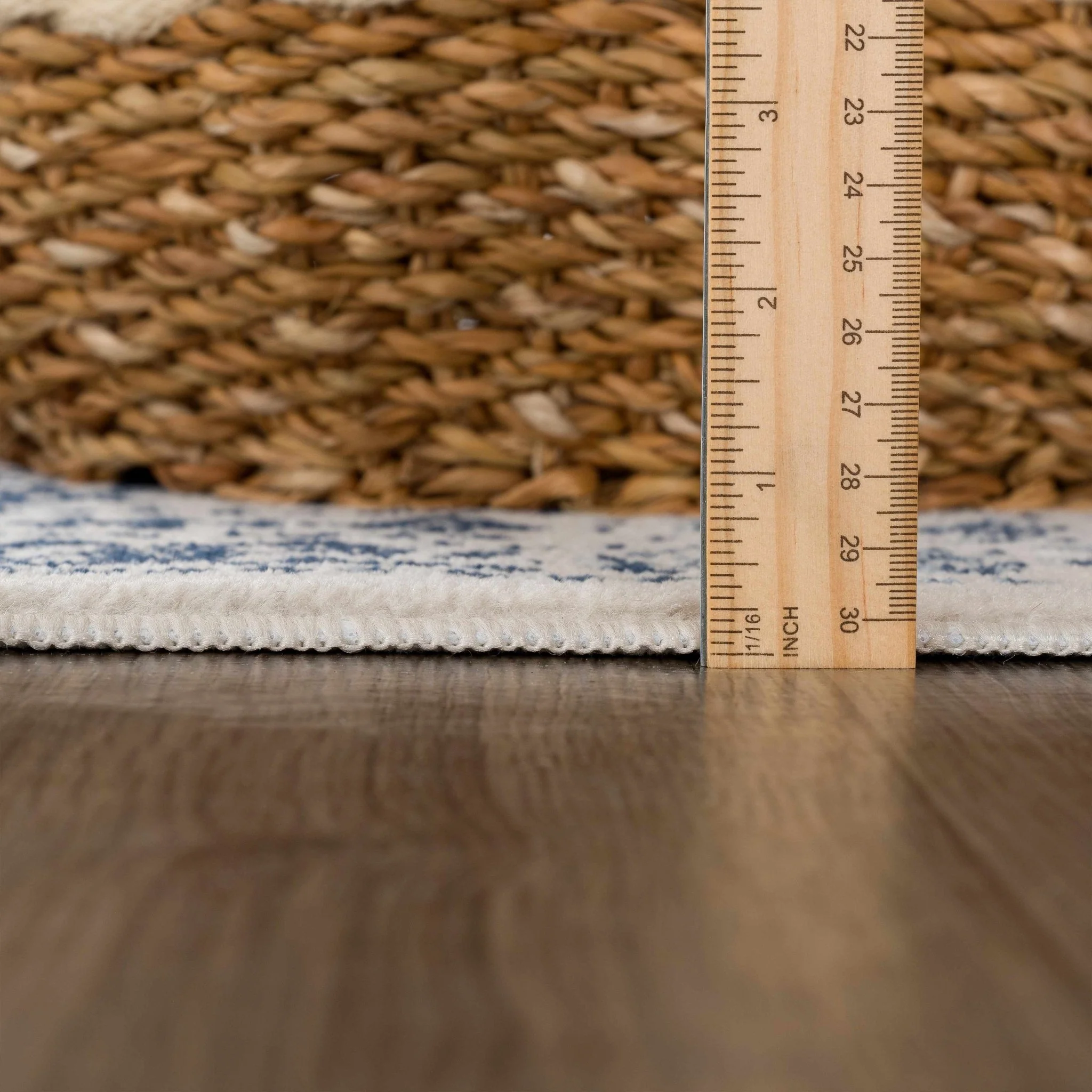 Traditional Transitional Ivory and Blue Medium Pile Area Rug - Image 9