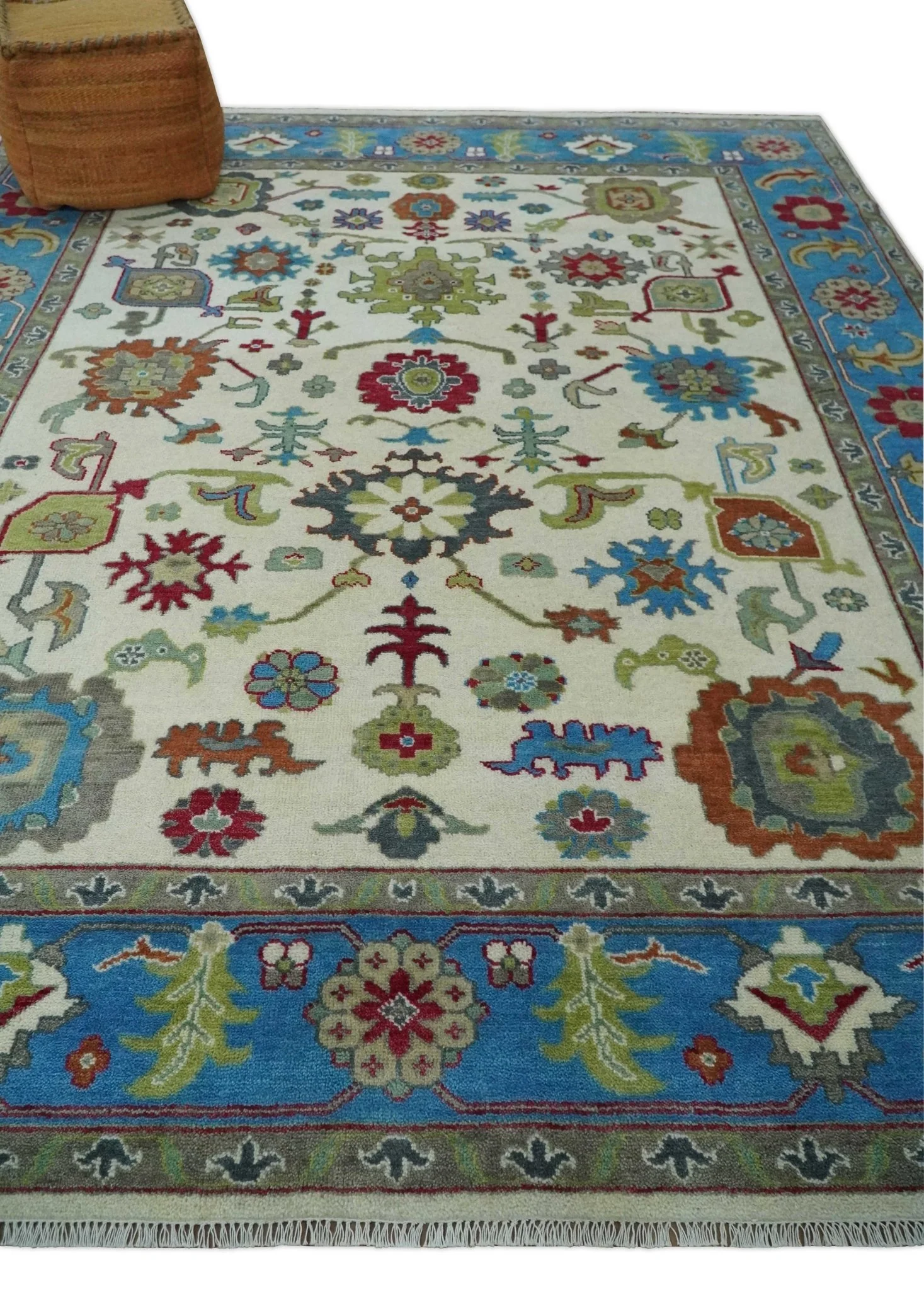 Fine Traditional Ivory and Blue Colorful Hand knotted Oushak Wool Area Rug - Image 3