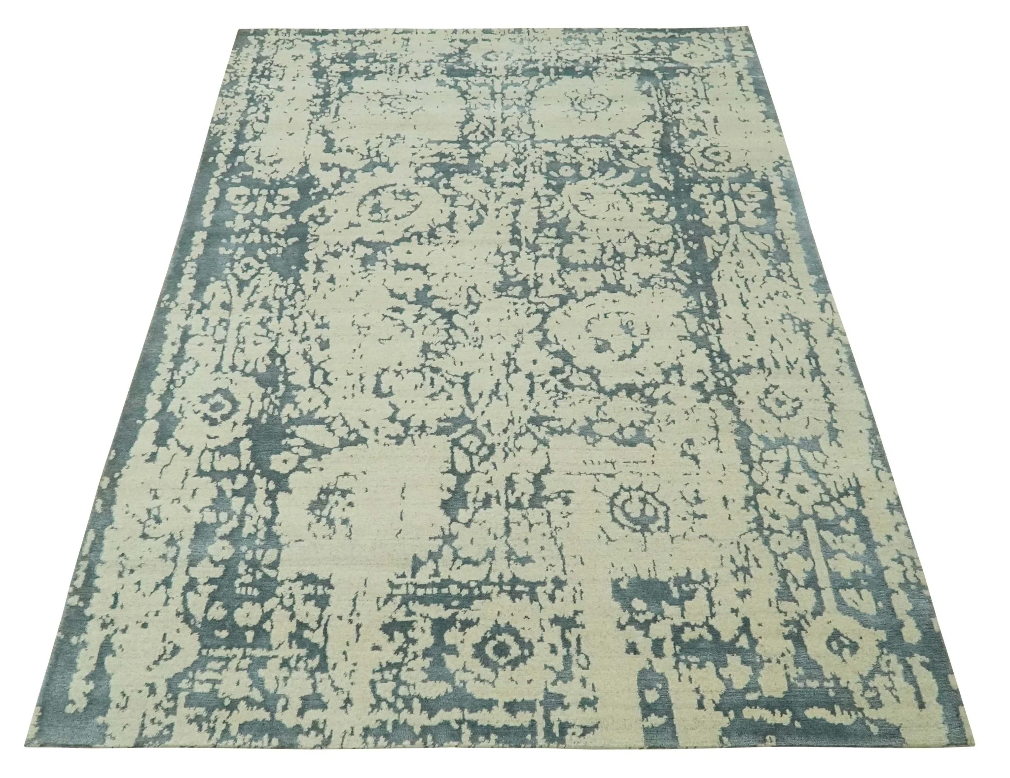 Traditional Design Charcoal and Beige 6x9 Hand Knotted wool area rug - Image 10